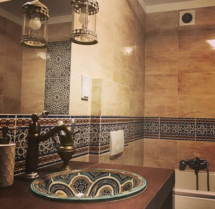 Wandfliesen aus Marokko
#Tvättställ #waschbecken #badkamerinspiratie #wastafel #bathroomvanity #wasbakken 
#cerames