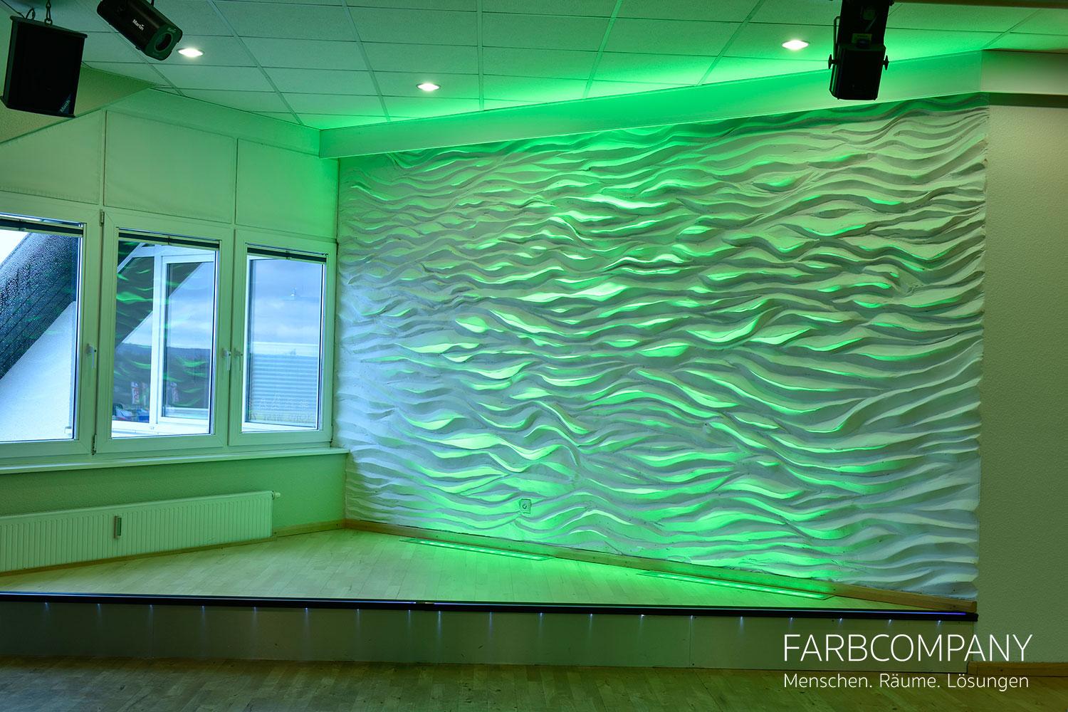 Wandgestaltung/ Design einer exklusiven Reliefwand mit LED Beleuchtung #wandrelief #gipsgestalten ©Mike Schleupner