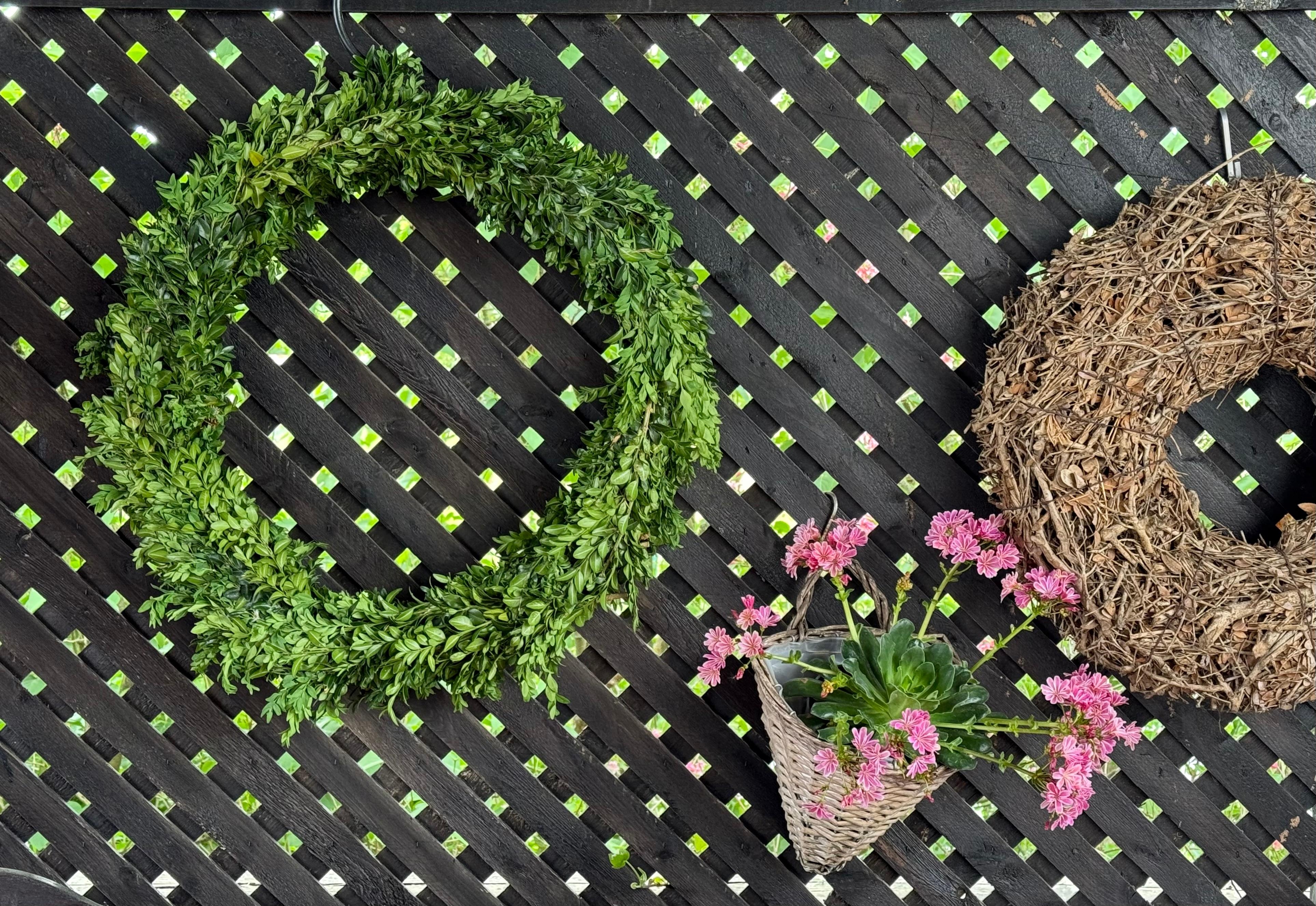 Warum den abgeschnittenen Buchsbaum wegwerfen?
#diy #kranz #deko