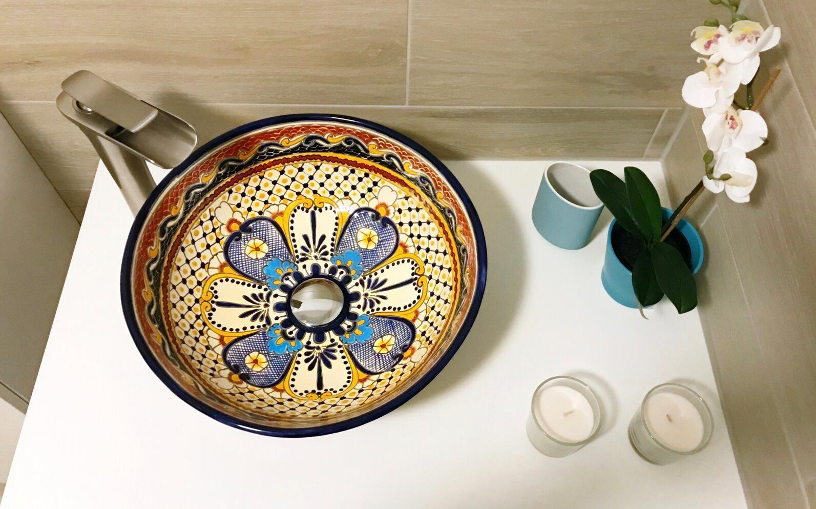 #waschbecken "maya" aus Mexiko von Mexambiente perfekt für das #gästewc #badezimmer #handbemalt #badideen #hingucker 