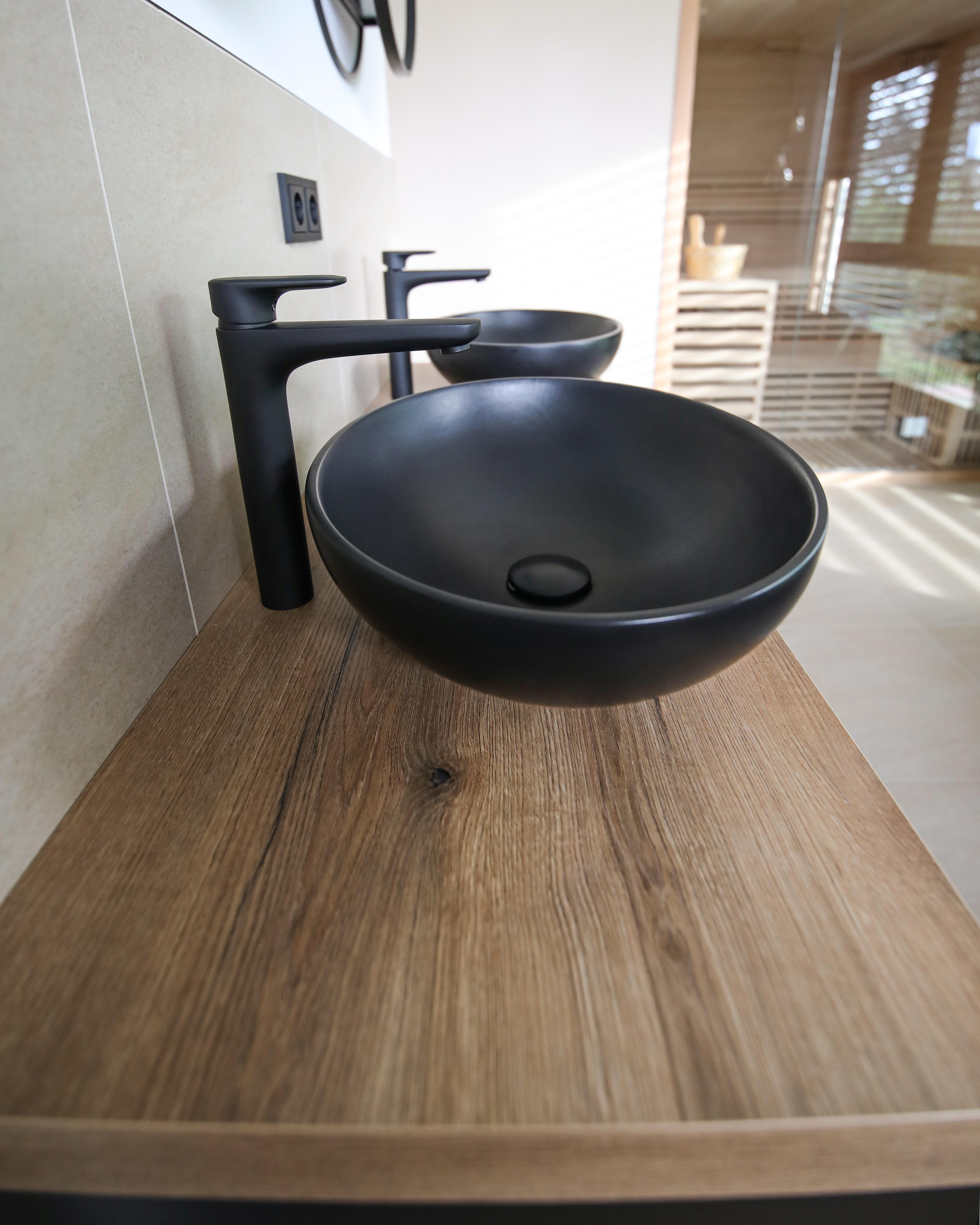 Waschtisch ☺️ #waschtisch #waschtisch #schwarz #industrial #badezimmer #sauna 