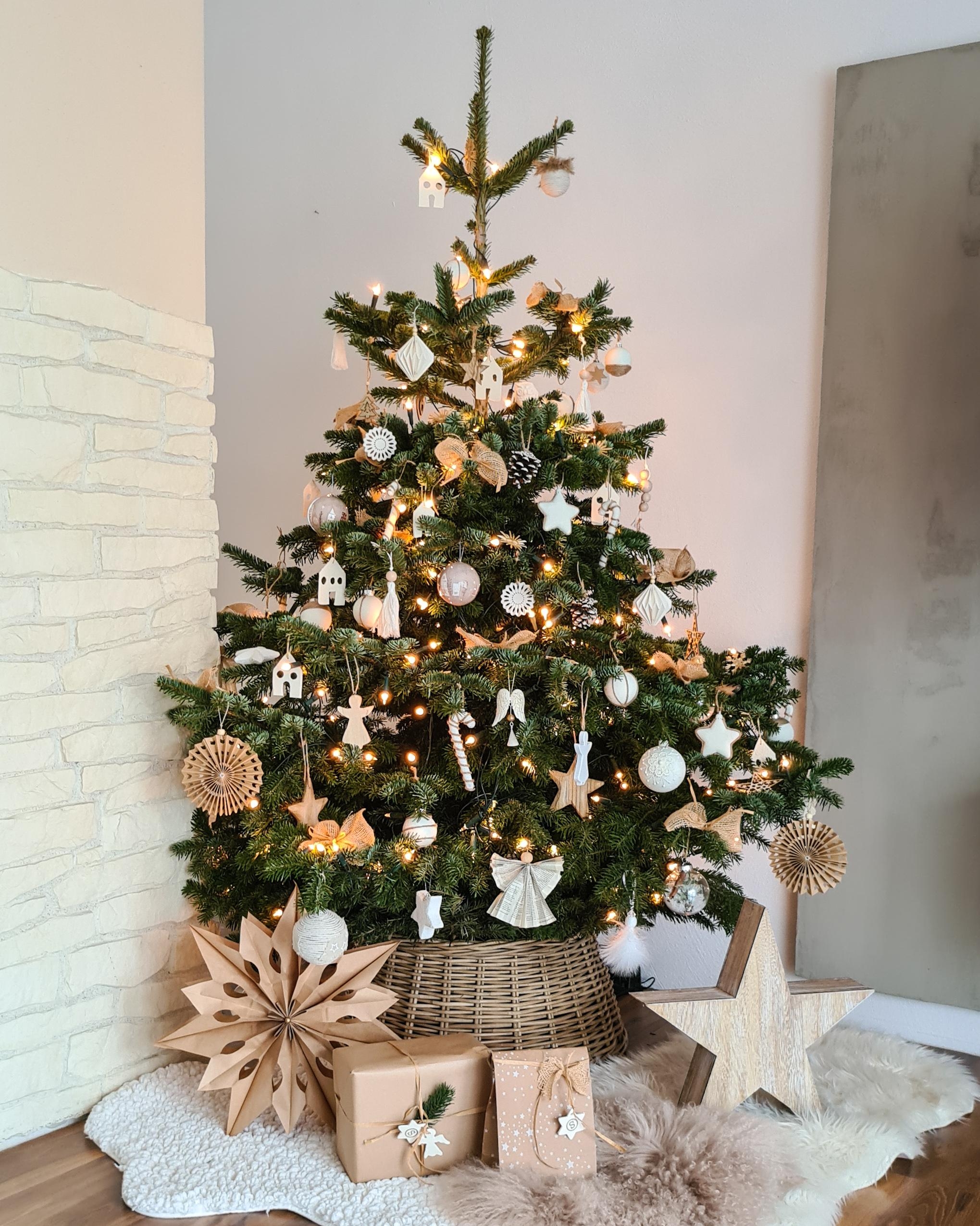 #weihnachtsbaum #weihnachten #advent #baumschmuck #tannenbaum #christbaum