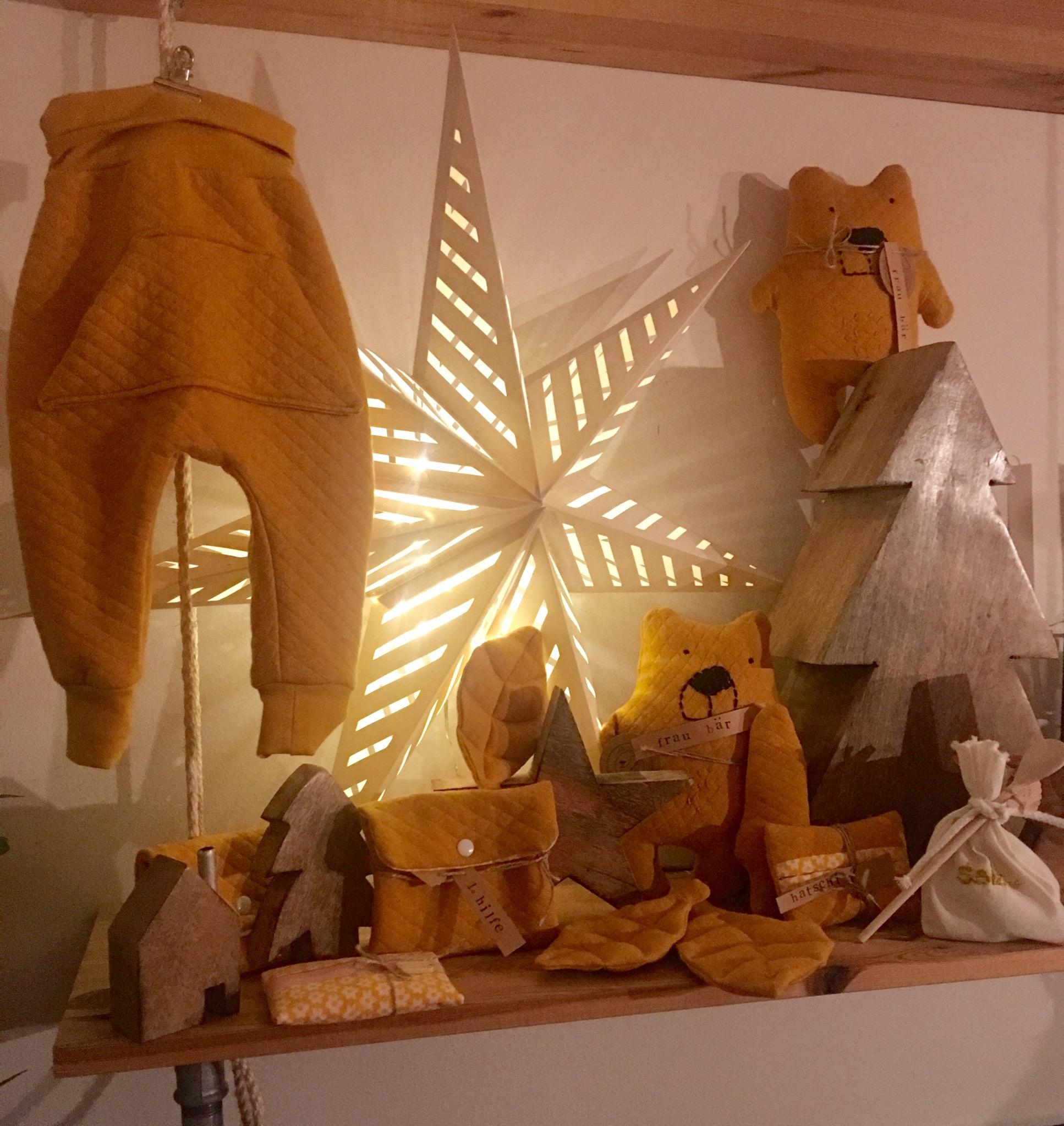 Weihnachtswerkstatt hat eröffnet#diy#nähen#basteln#Geschenke#Weihnachten#Stern#Holz#skandinavisch#hygge#selbstgemacht