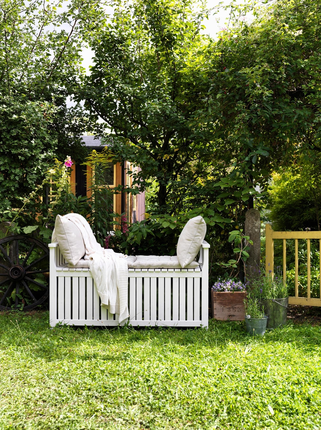 Weiße Gartenbank ikea gartenmöbel weißesgartenmöb...