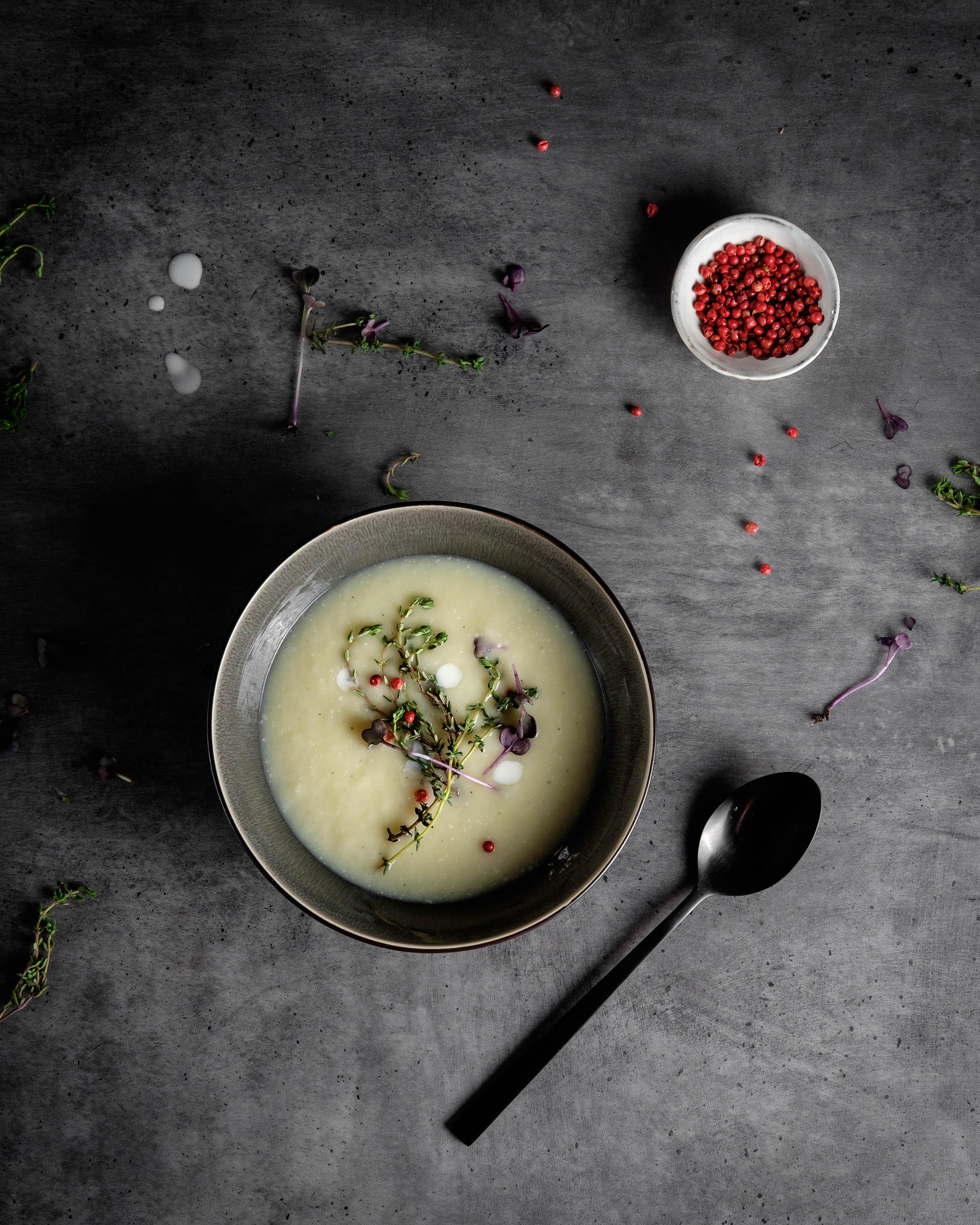 Weiße Spargelcremesuppe. Vegan und glutenfrei ❣️
#vegan #glutenfrei #ihana #Foodblog