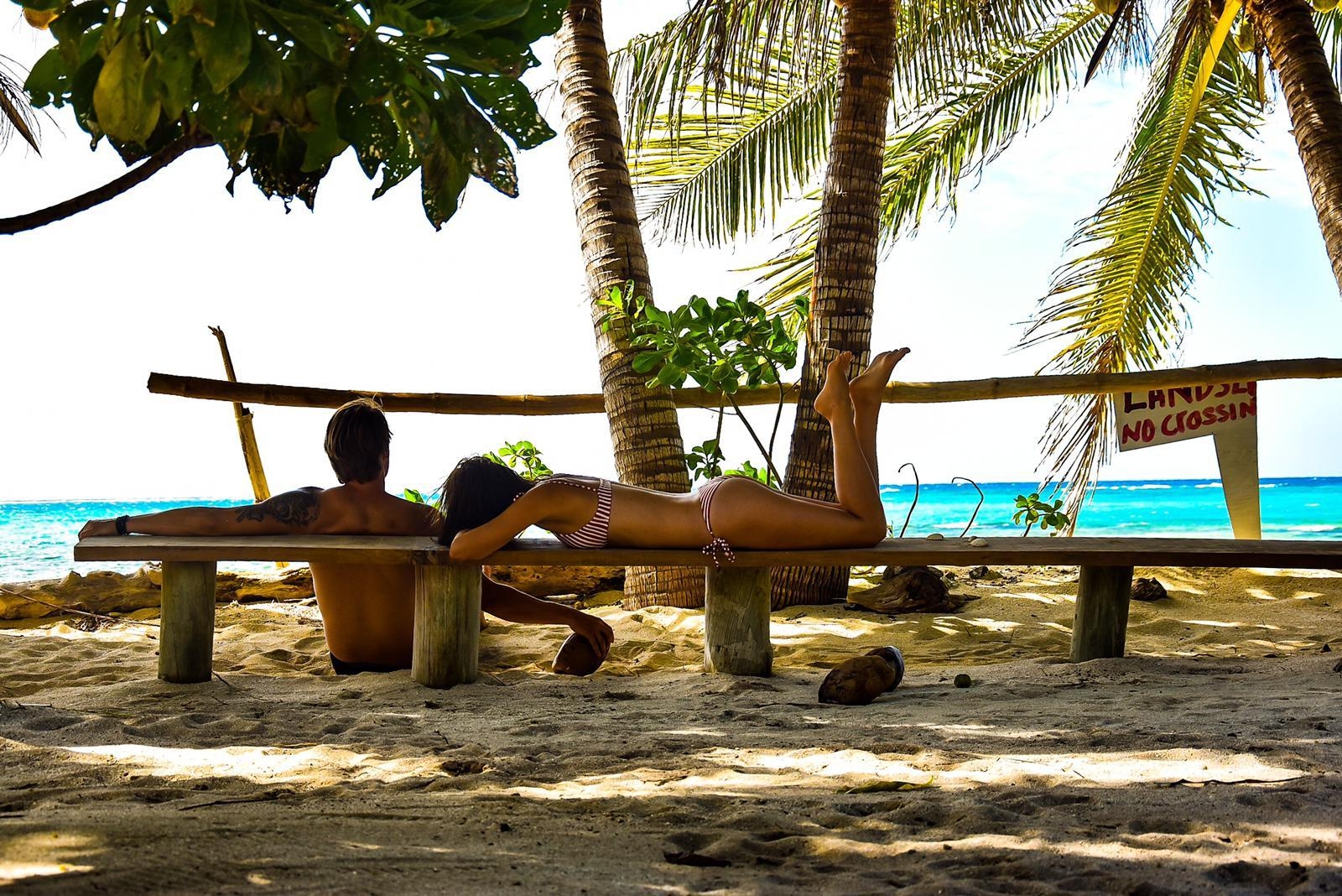 #Wellness ist Zeit zu zweit - weit weg auf einer Insel ohne Internet. #FijiIsland #travelchallenge 