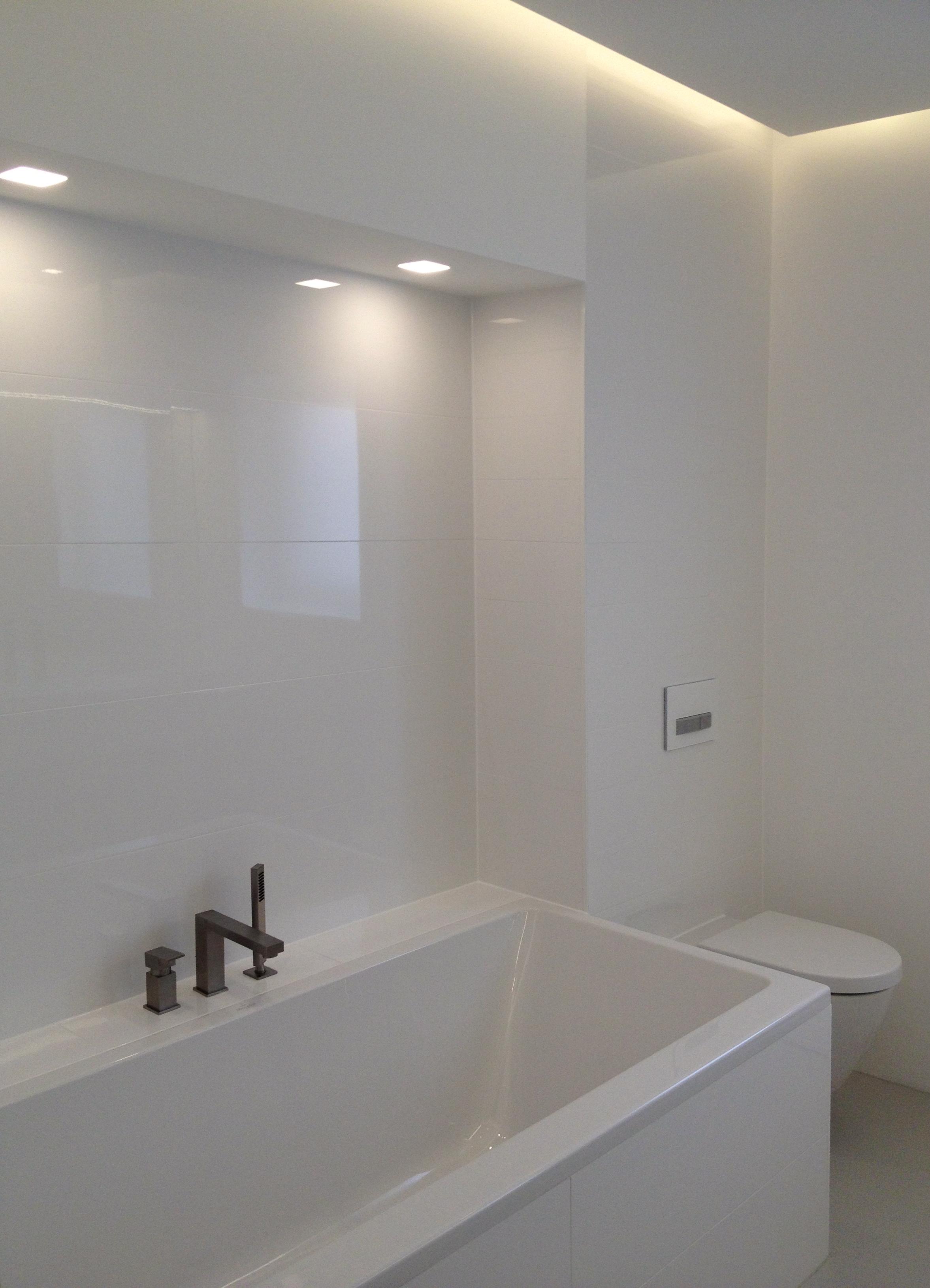 Weniger ist Mehr #badewanne #badezimmer #minimalistisch ©privates Wohnhaus