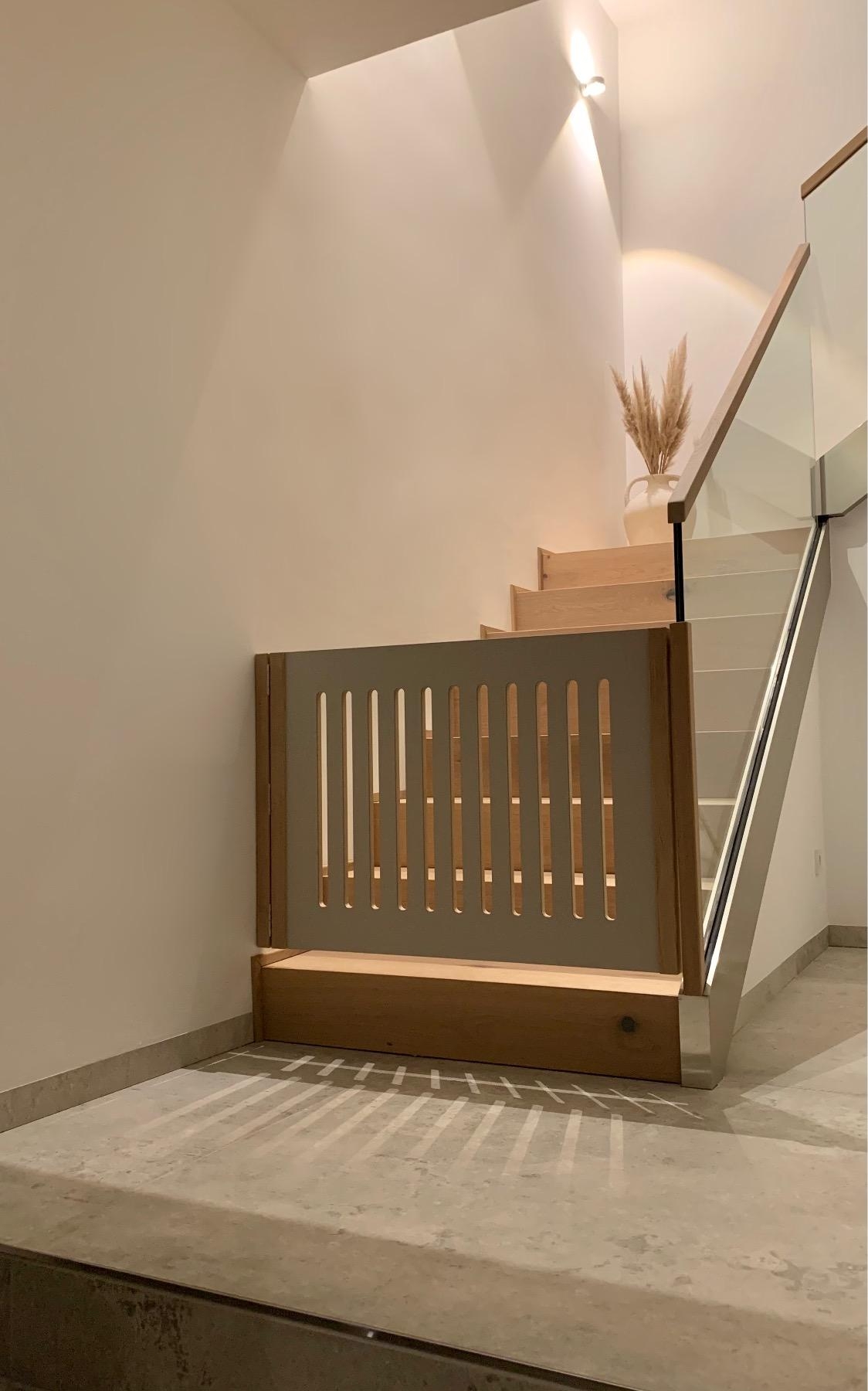 Wenn dein Vati das schönste Treppenschutzgitter für seine Enkeltochter baut 🤍🤎 
 #skandistyle #treppenschutzgitter 