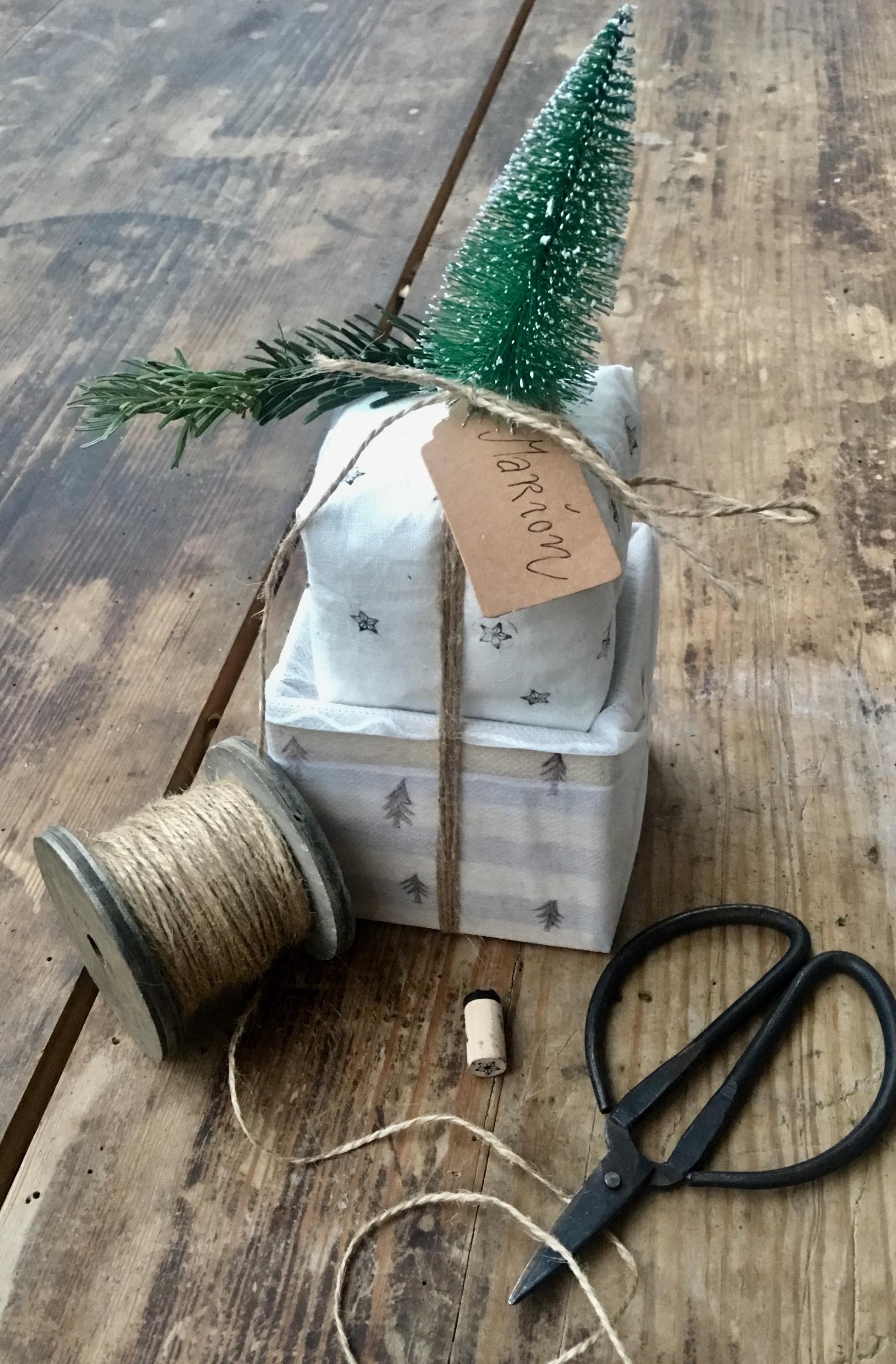 Wichteln kann beginnen#Wichtelgeschenk verpackt#diy#geschenke#selbstgemacht#skandinavisch#tanne#weihnachtsbaum#hygge