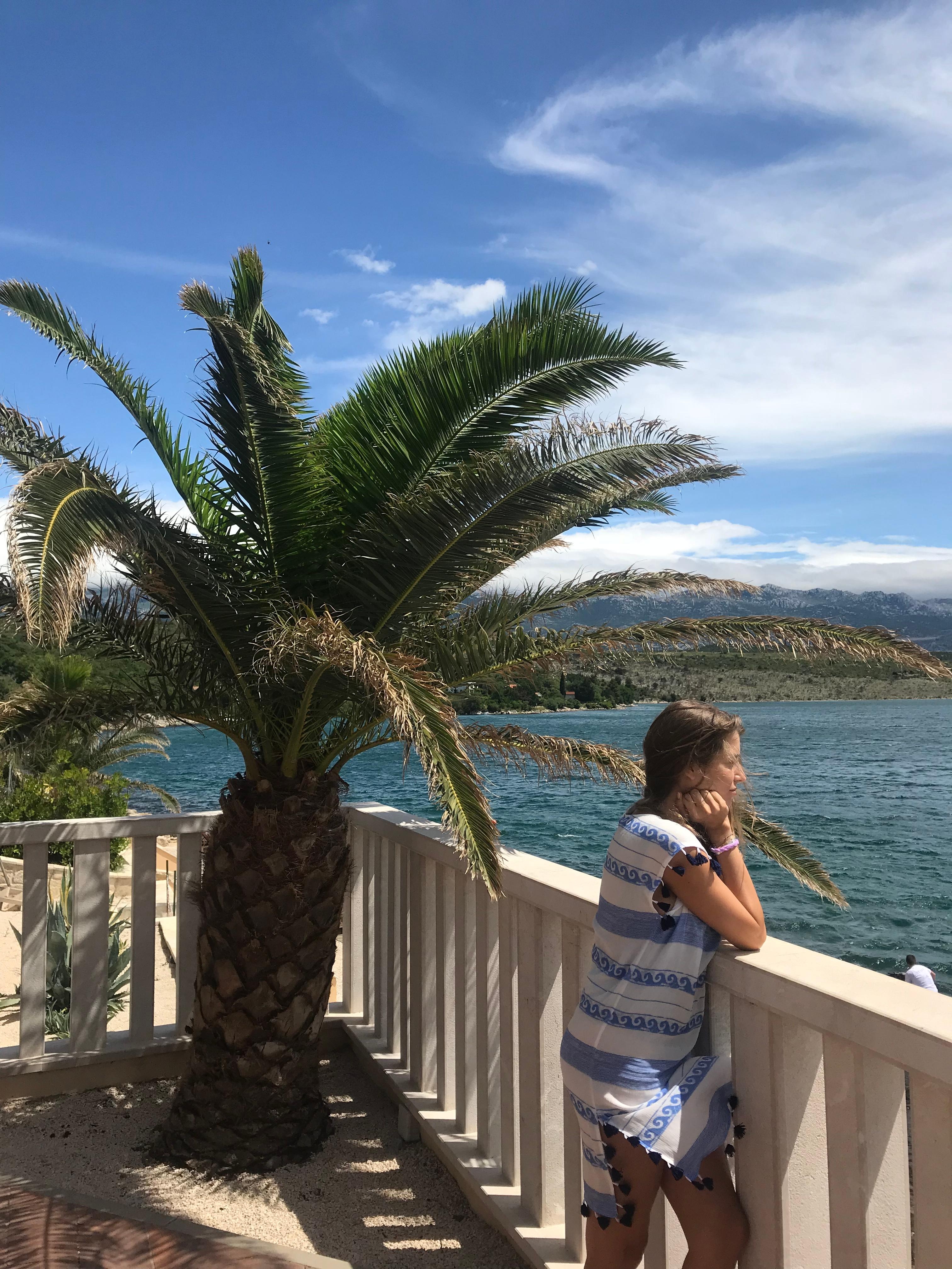 Wie sind bei Cathy Hummels in Kroatien und das sind ihre 5 liebsten Spots in ihrem Haus! #travel #kroatien #airbnb