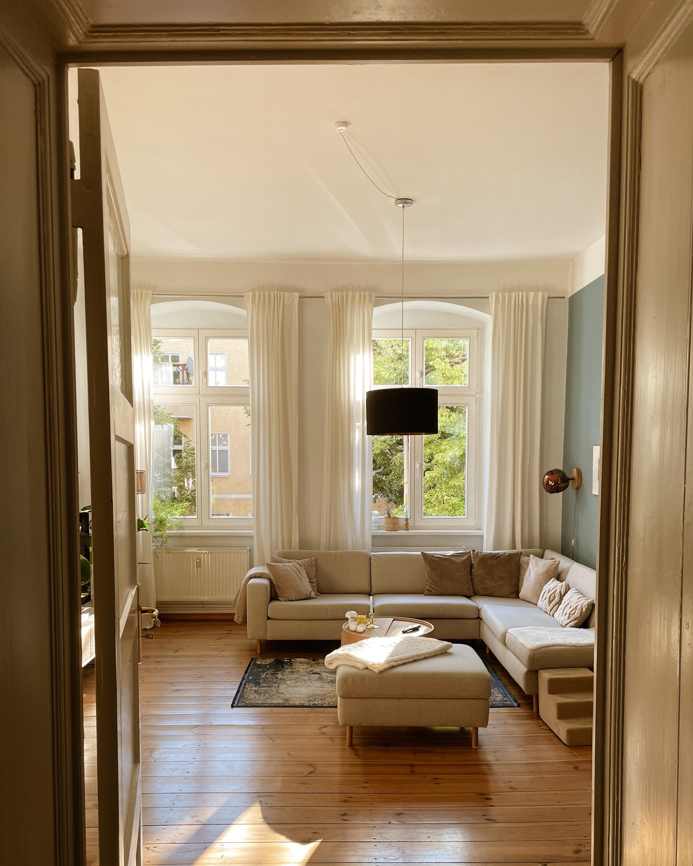 Willkommen!
#scandinaviandesign #altbau #beige #scandi #wohnzimmer