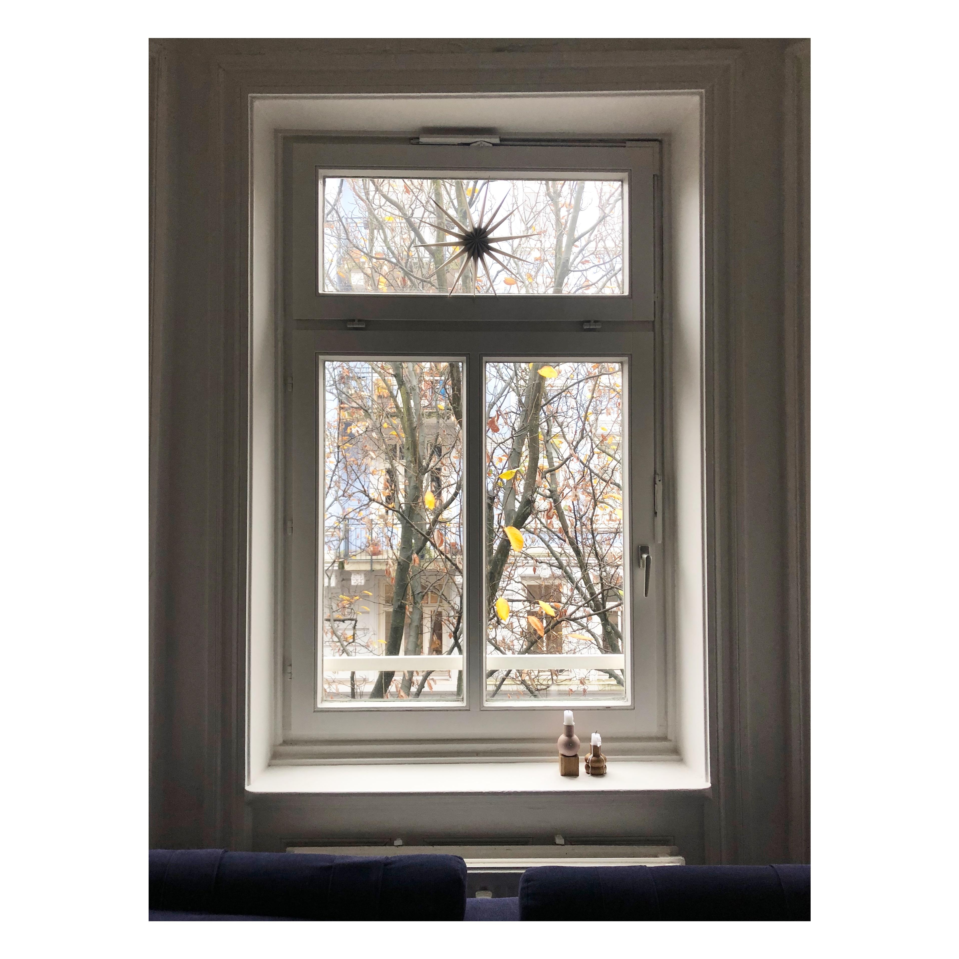 Window
#coldoutside
#cozy
#winter