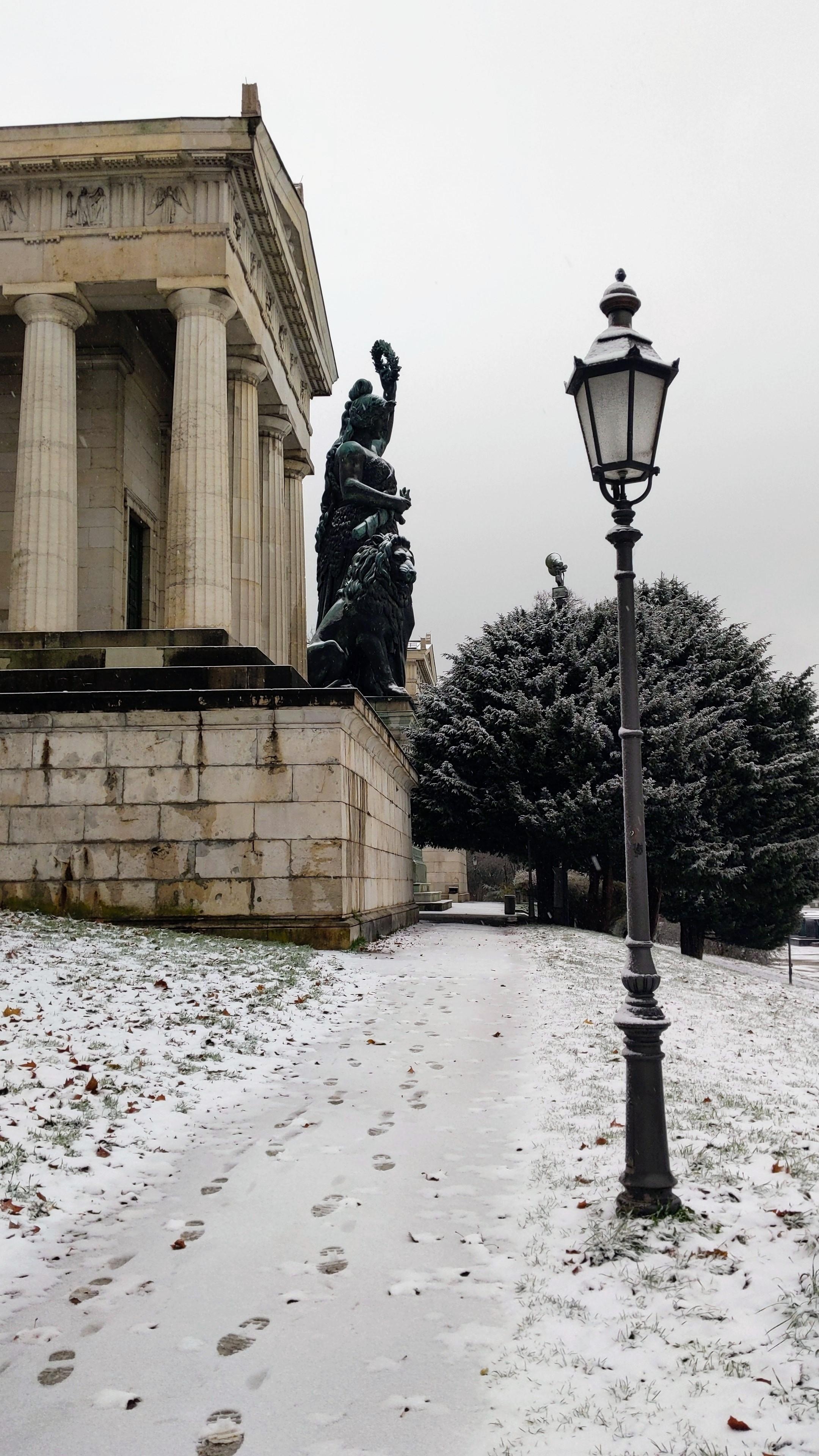 Wintertime 🤍❄️⛄
#Winter #Munich #Bavaria #letitsnow