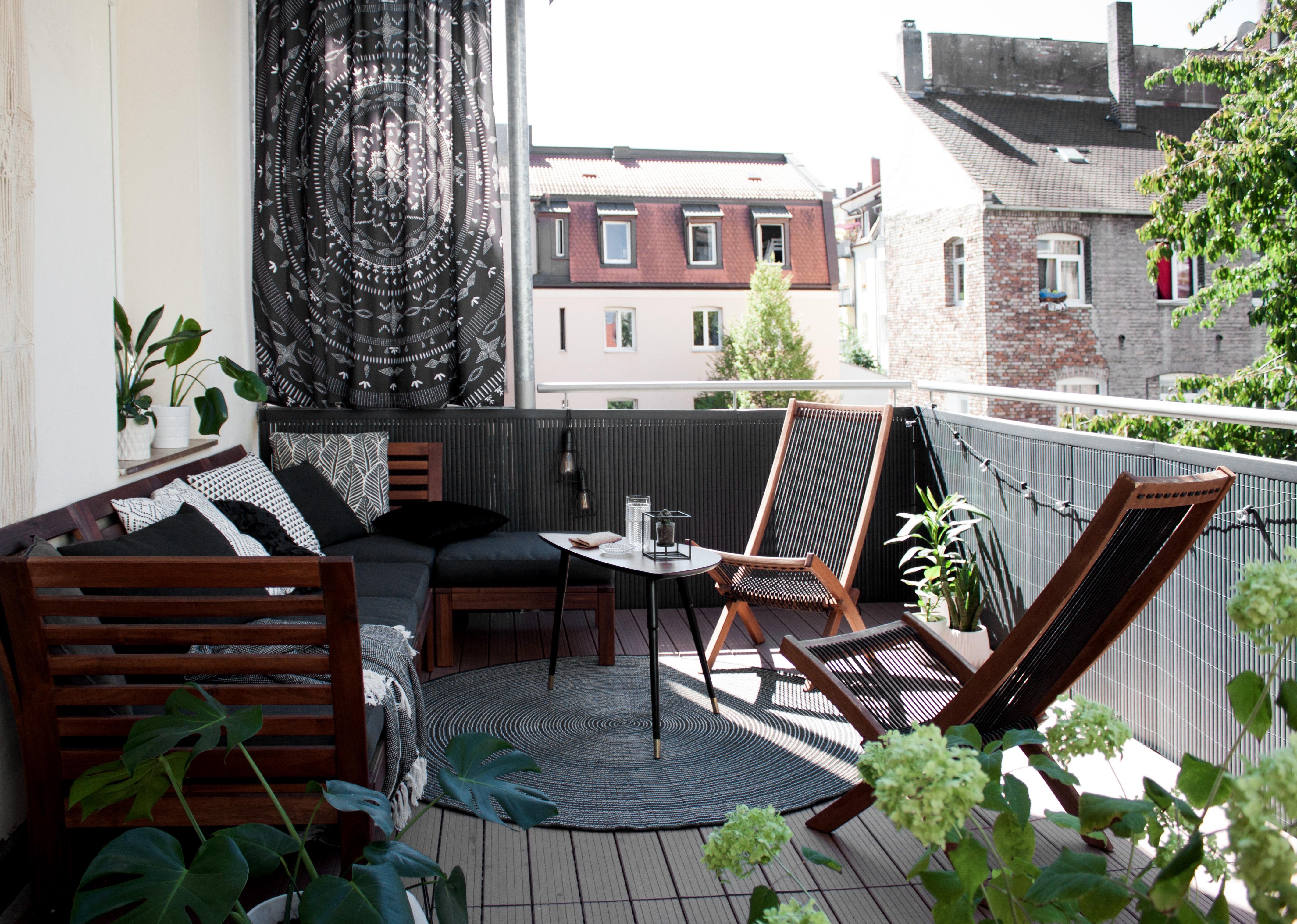 Wir lieben das #draußensein auf unserem Balkon – und noch mehr, wenn bald alles wieder so schön blüht ❊
#livingchallenge