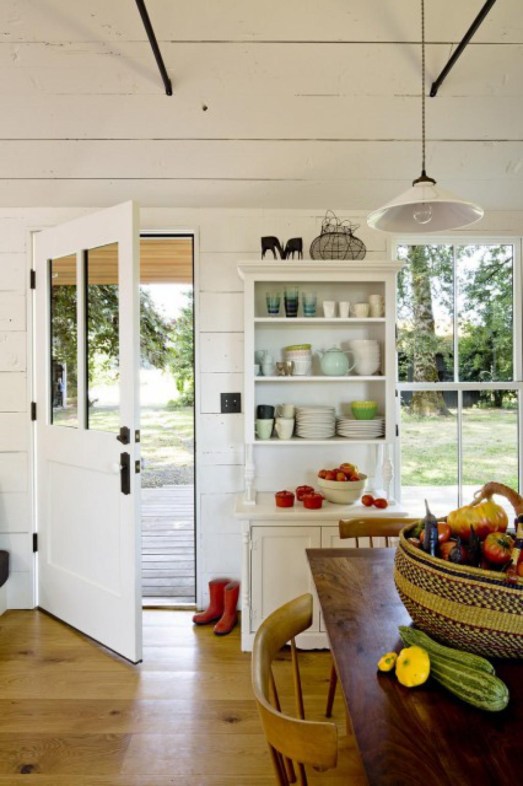Wohnliche Küche im #tinyhouse #küche #shabbychic ©Lincoln Barbour/Jessica Helgerson Interior Design