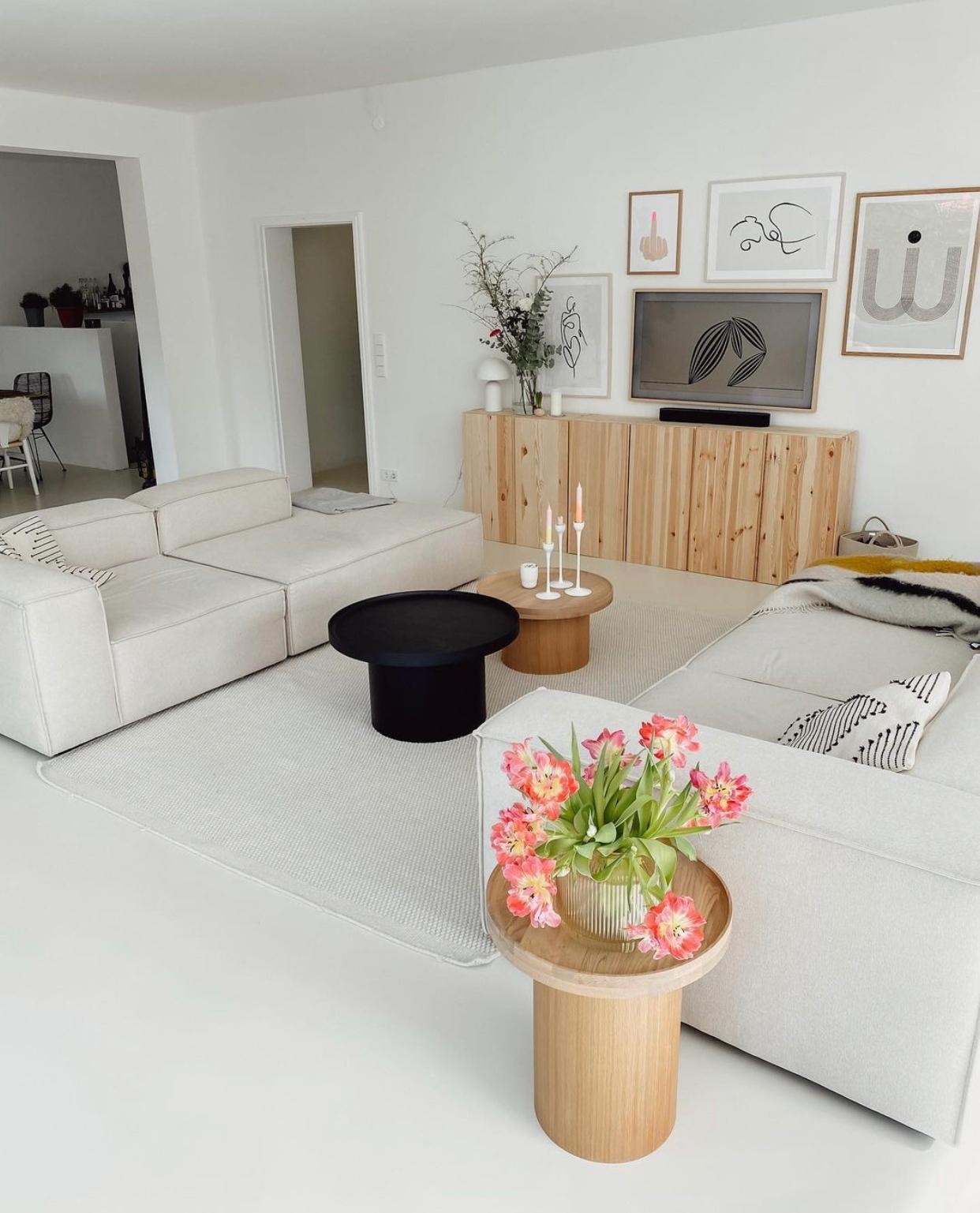 #wohnzimmer #allbeige #livingroom #couch #beige #hamburg #igershamburg #homestyling #couchliebt