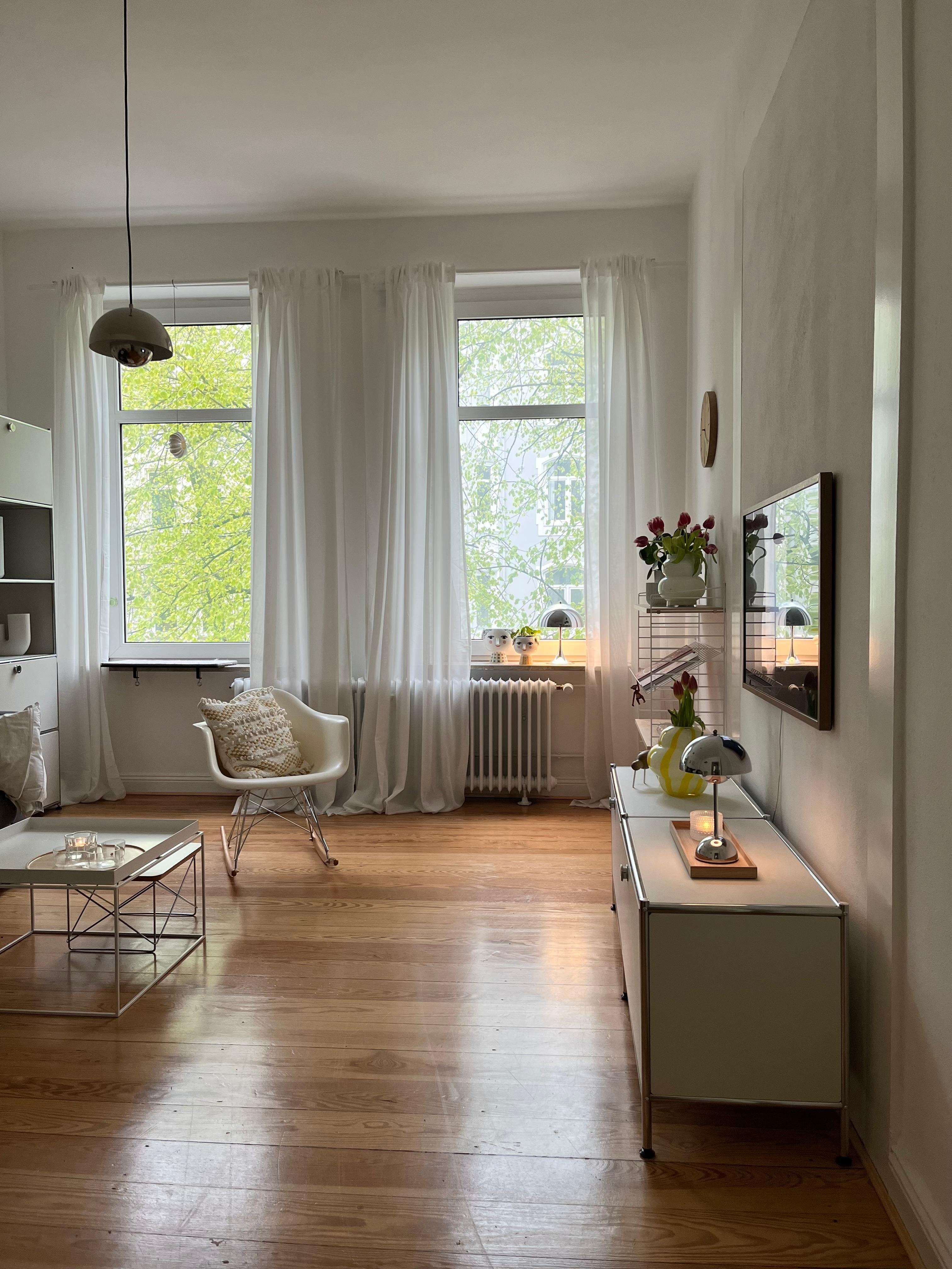 #wohnzimmer #altbauliebe #skandinavischwohnen #hygge #danishdesign #designlover