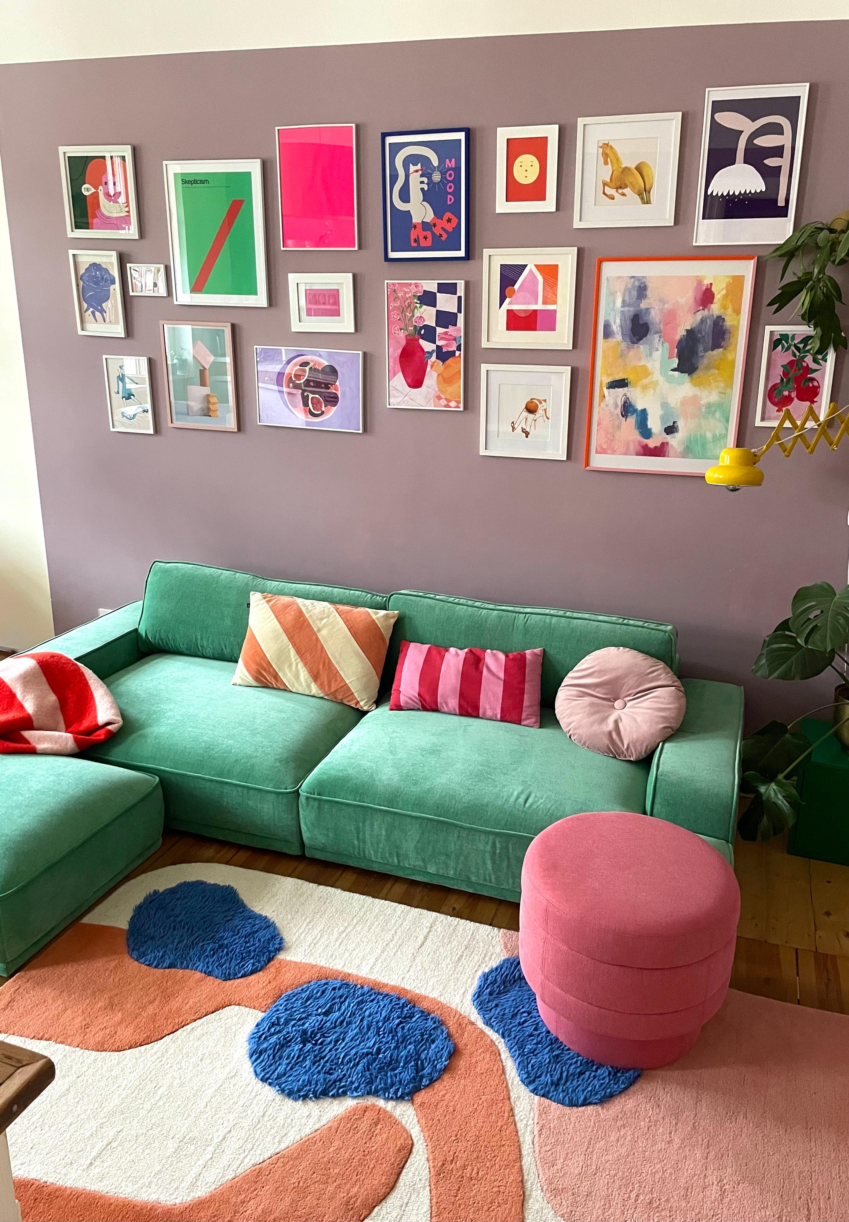 #wohnzimmer #bunt #colorful #buntewände #sofa #gemütlich
