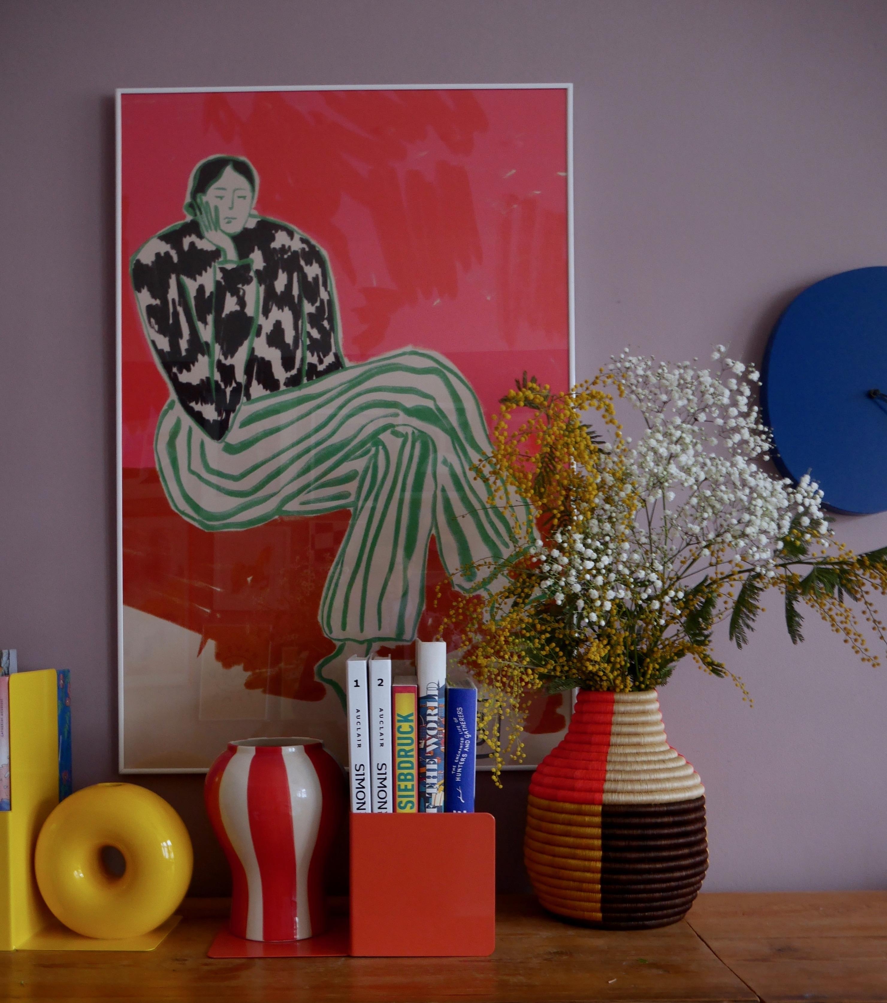 #wohnzimmer #bunt #vasen #frischeblumen #schleierkraut #mimose