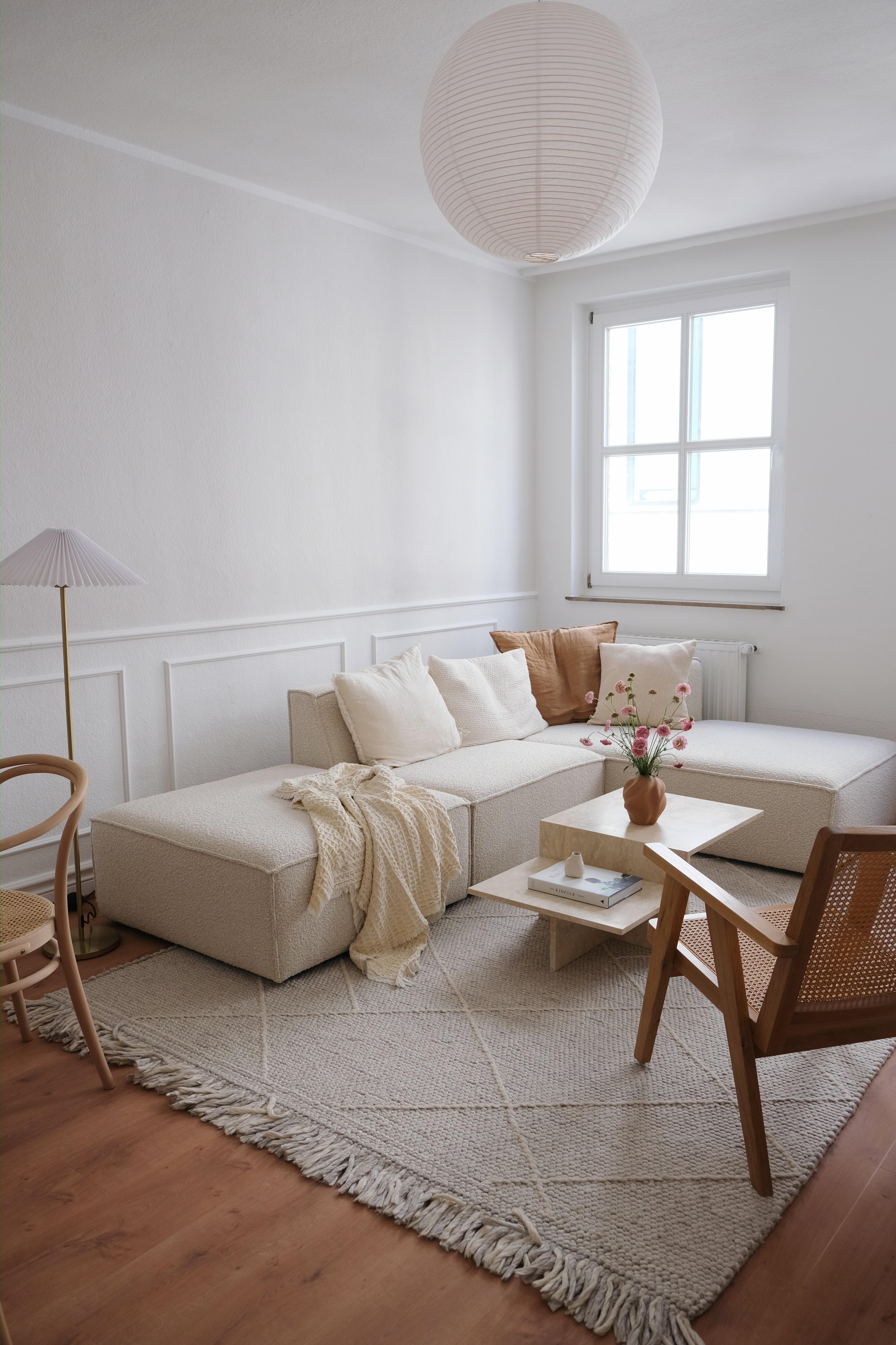 #wohnzimmer #einrichtung #whiteliving #altbauliebe #interior 