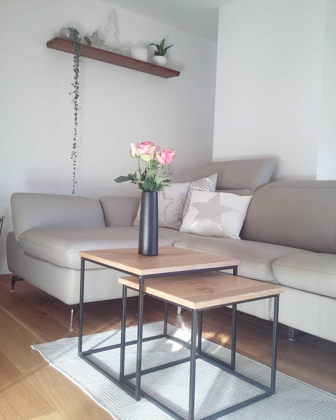#wohnzimmer #flowers #couch #whitehome #nordichome #scandihome #myhomestyle #dekoideen #hygge #freshflowers
#livingroom
