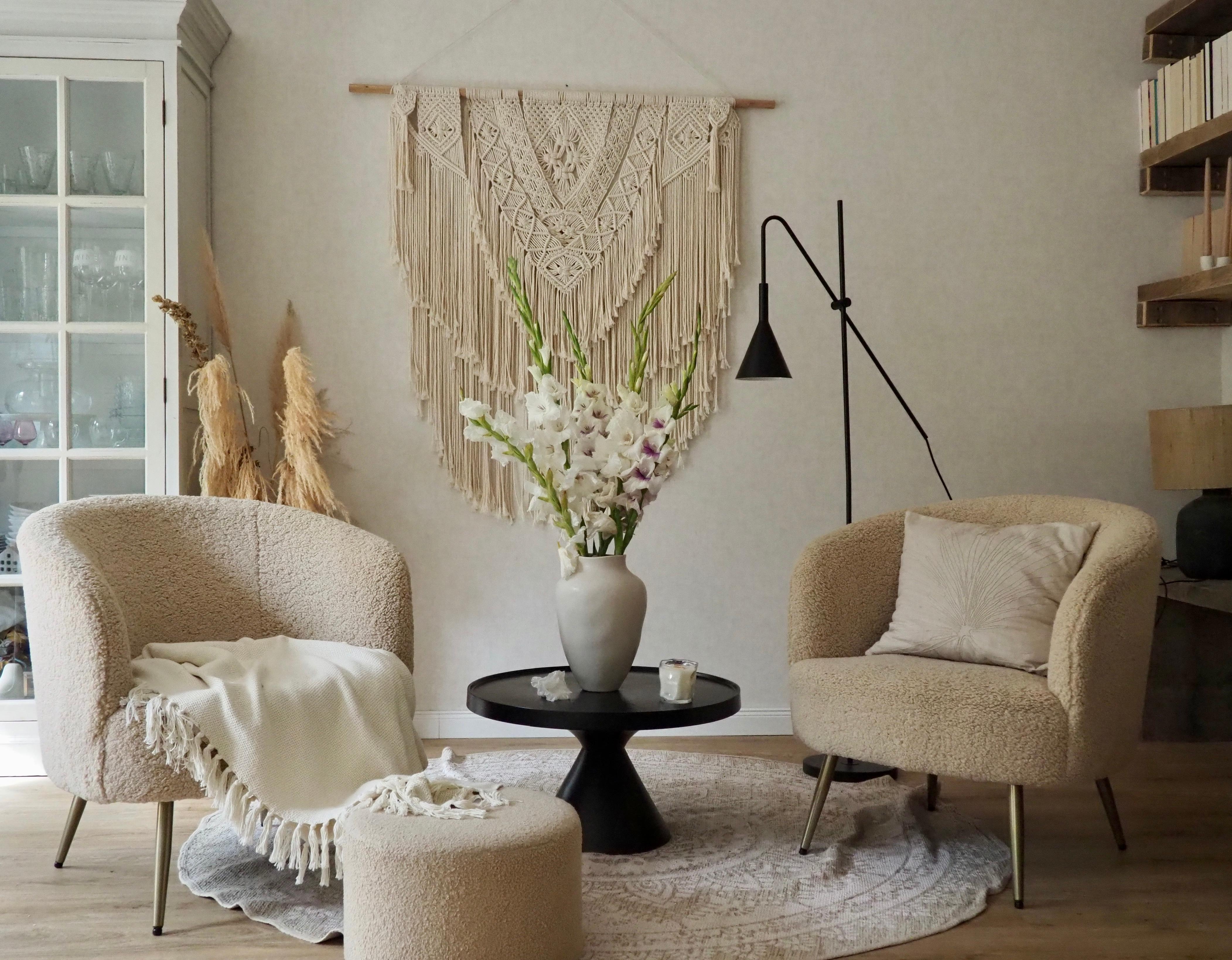 #wohnzimmer #gladiolen #COUCHstyle #couchmagazin