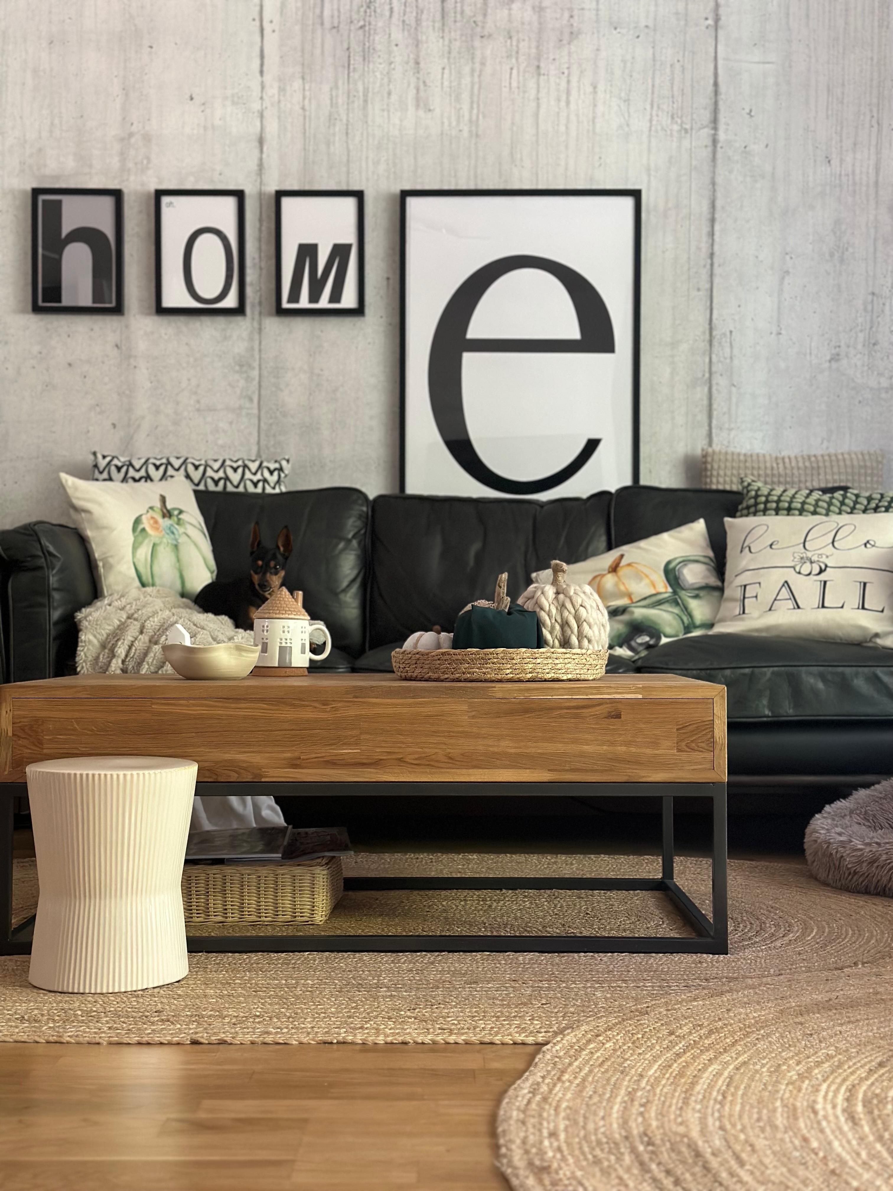 #wohnzimmer #livingchallenge #herbstdeko #dekoideen #wanddeko #poster #couchstyle #kürbis #diy #industrialstyle #home #livingroom #cozyhome #beton  