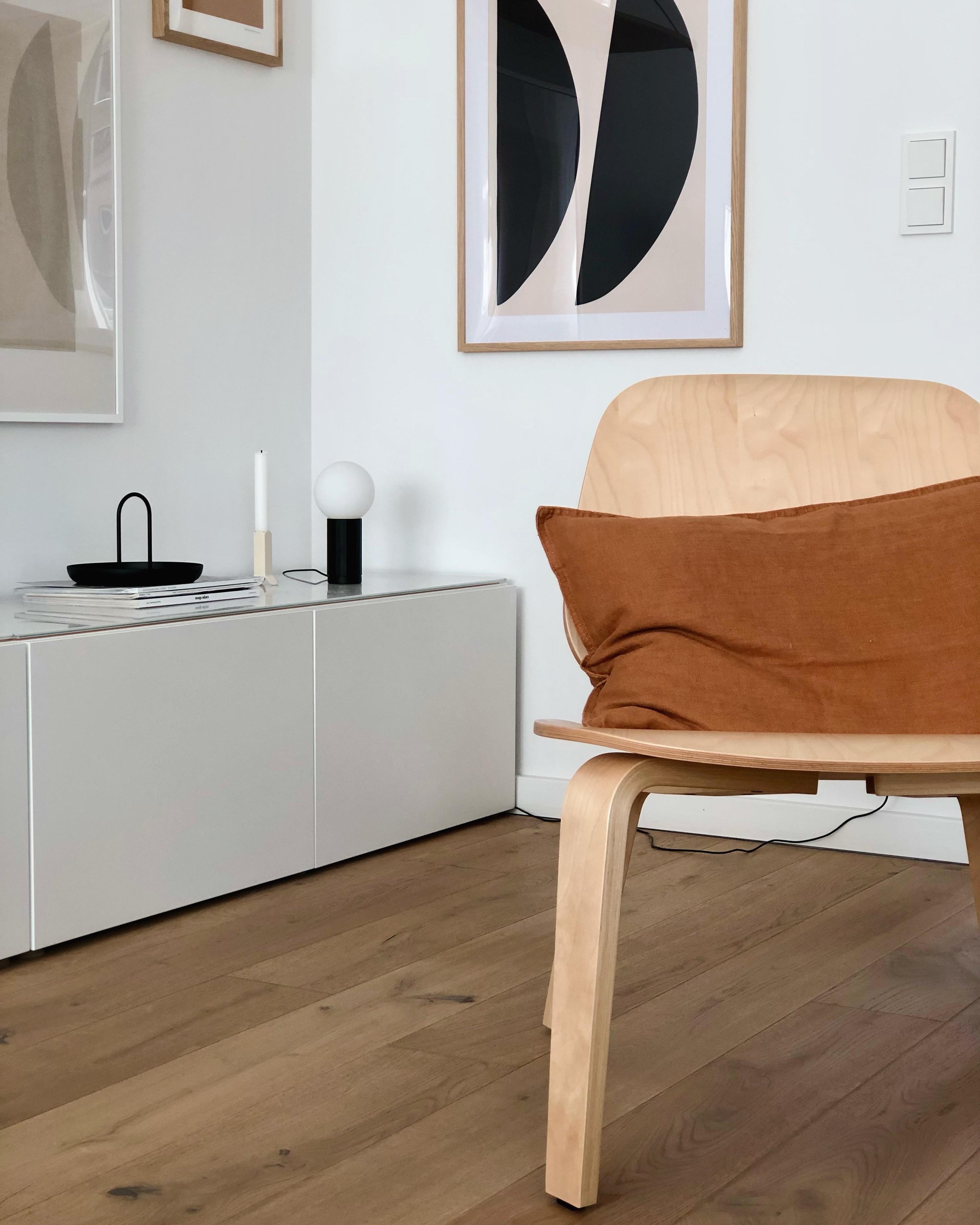 #wohnzimmer #livingroom #ikea #sideboard #deko #wandgestaltung #prints #skandinavisch #scandi #interior #couchstyle