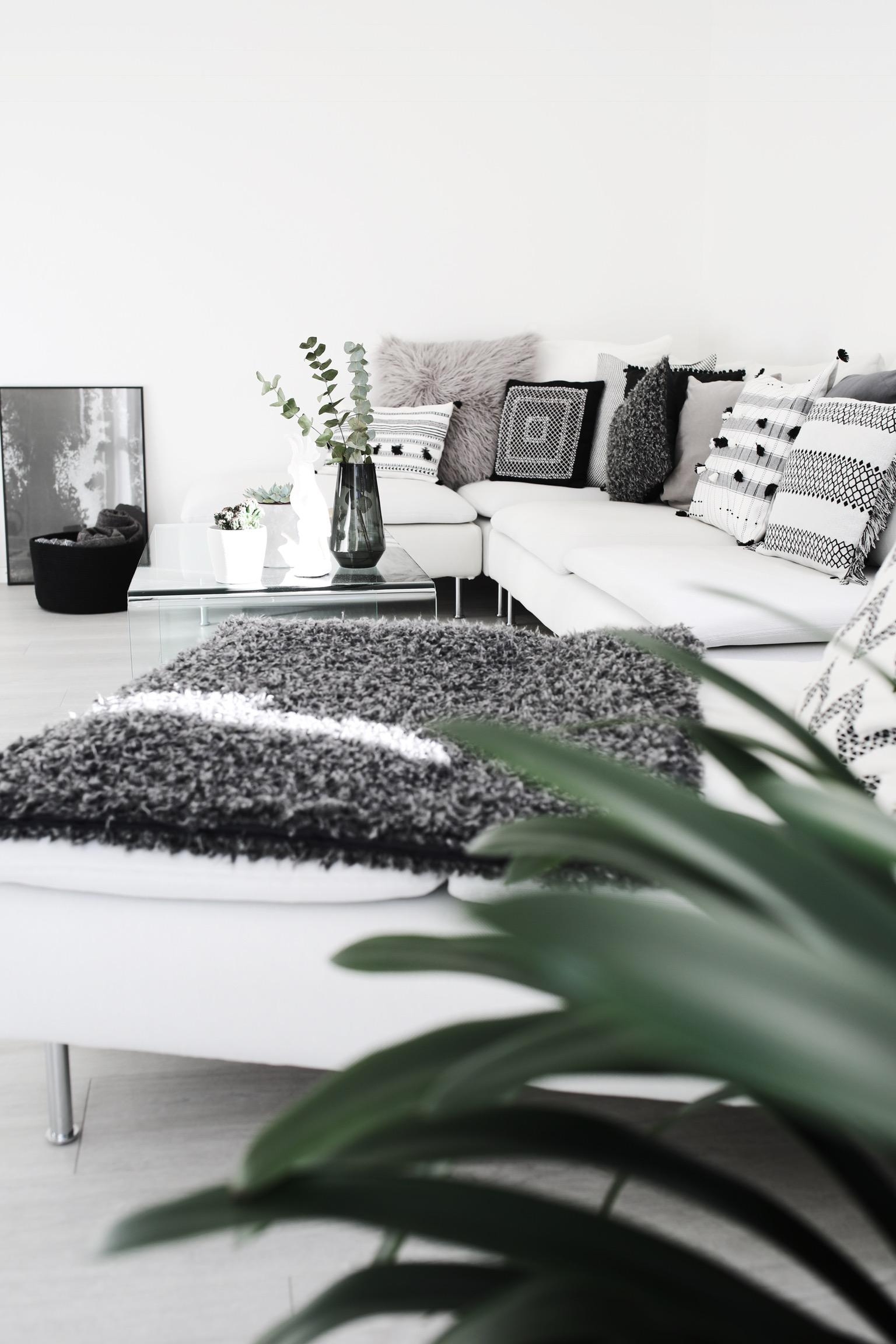 Wohnzimmer #livingroom #minimalism #blackandwhite 