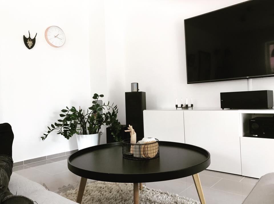 #wohnzimmer #scandistyle #nordichome #scandinacianhome #minimalismus #monochromeinterior #schwarzweiß #homesweethome
