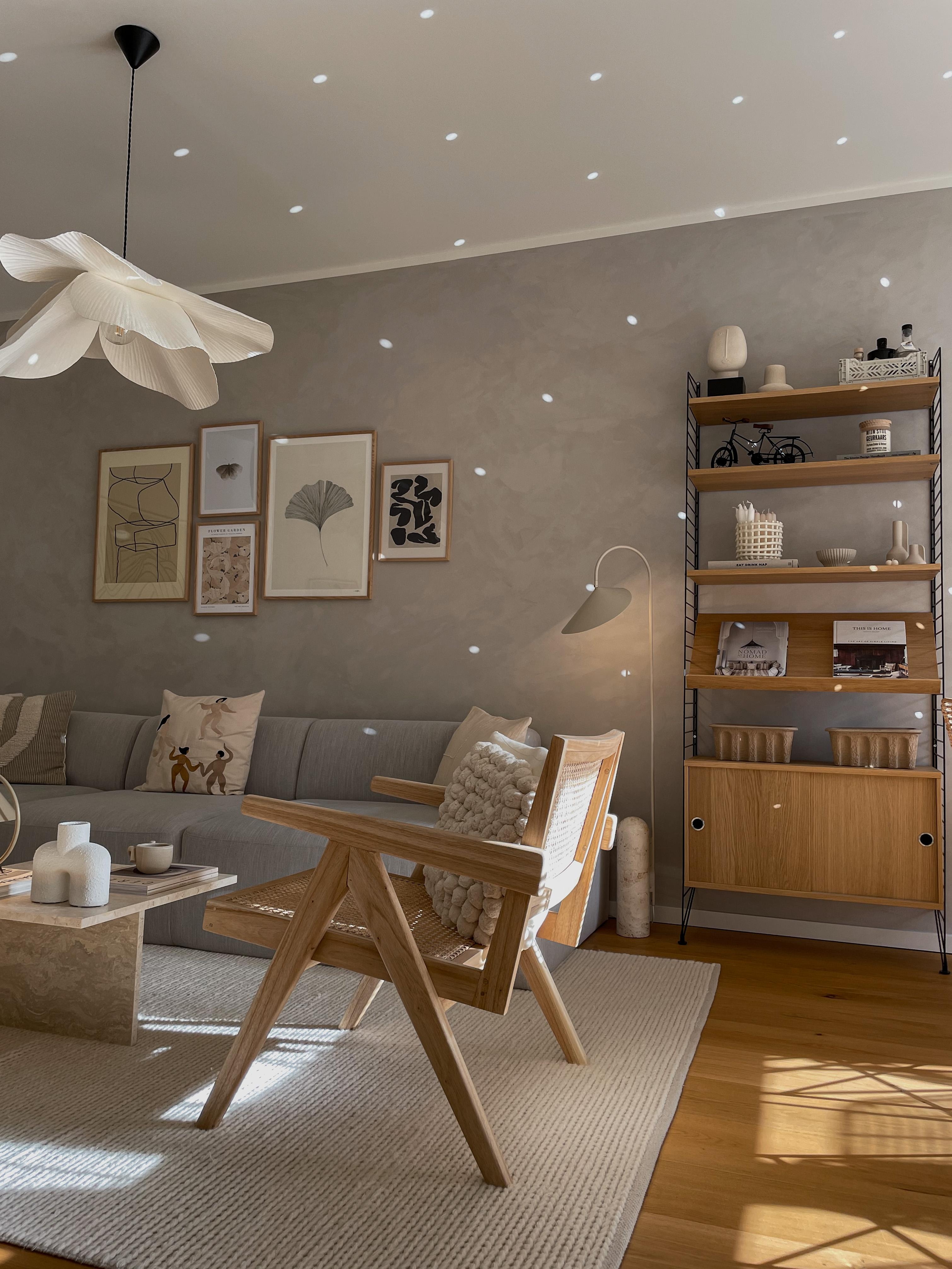 #wohnzimmer #wohnzimmerinspo #couchstyle #couch #stringregal #interior
