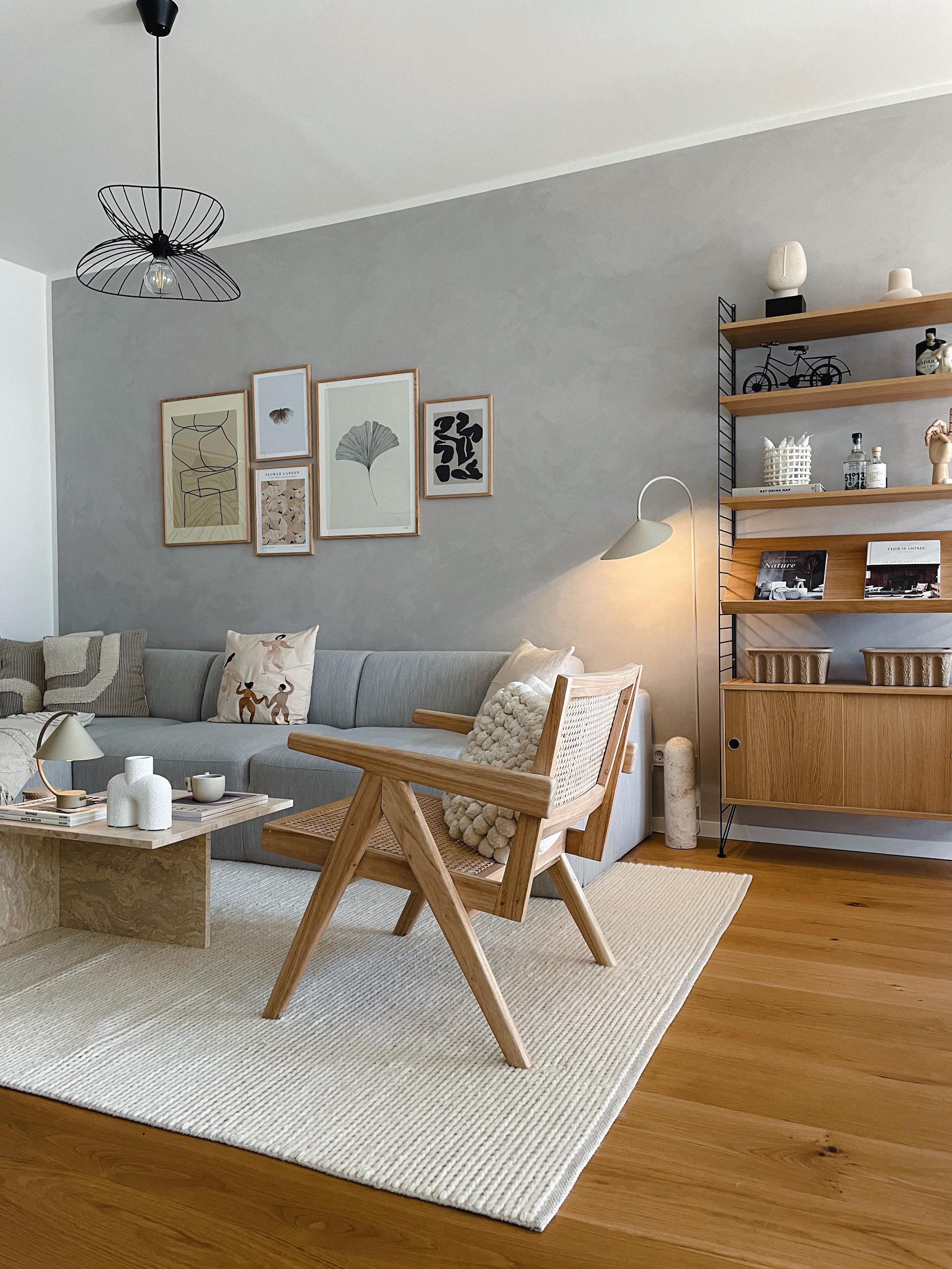 #Wohnzimmer #Wohnzimmerinspo #Wohnzimmerdeko #Deko #Interior #Couchtisch #Sofa #String #Loungesessel
