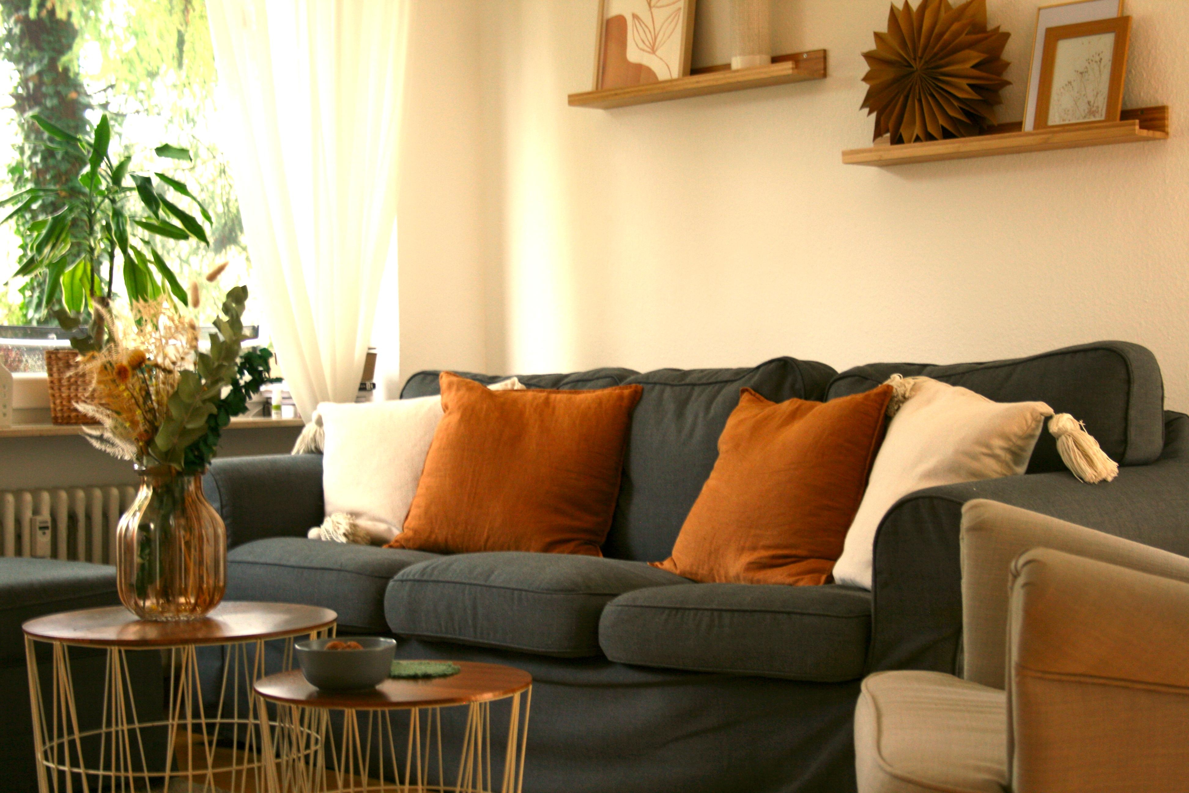 #wohnzimmer#skandi#couch 
#trockenblumen#gemütlich