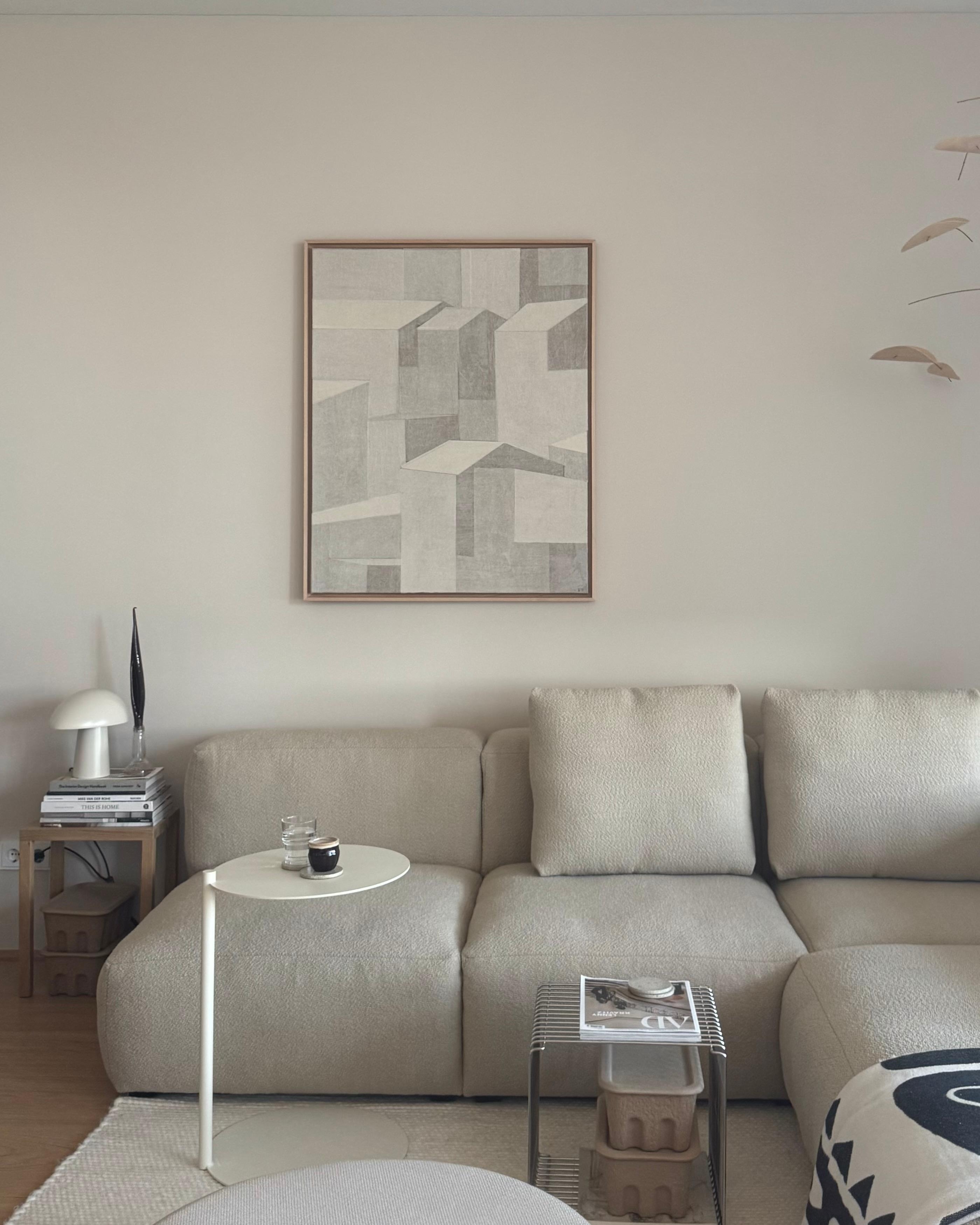 Wuhuuuuu - hier ist sie 🤍
Das lange Überlegen und Warten haben sich gelohnt - die Couch ist da und ich bin superhappy.
#sofa #couch #wohnzimmer #hay #beige #boucle 