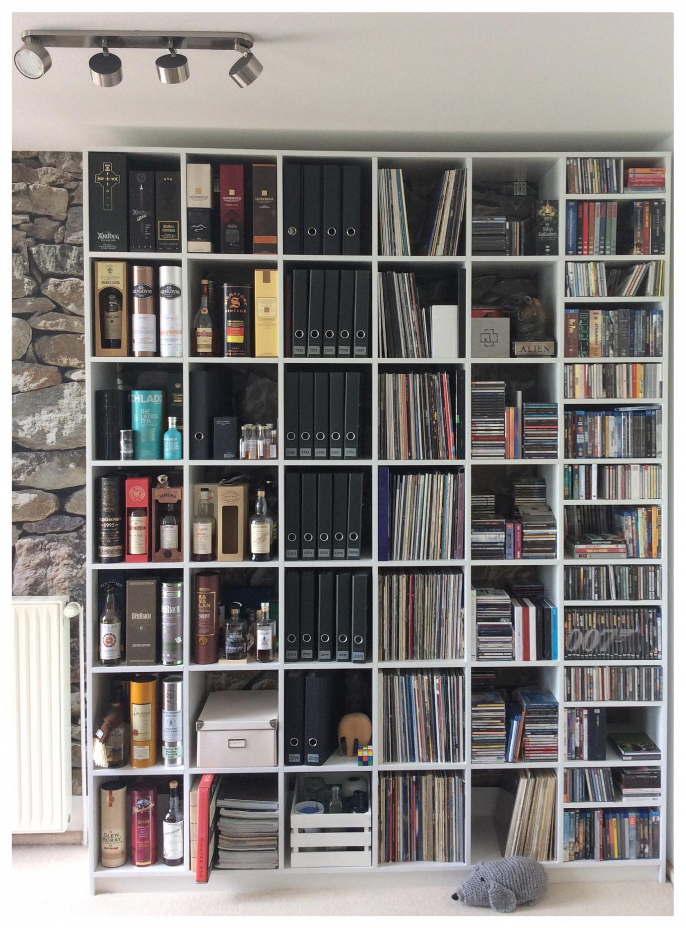 Wunderschönes Bücherregal aus MDF #regal #bücherregal #raumteiler ©Pickawood