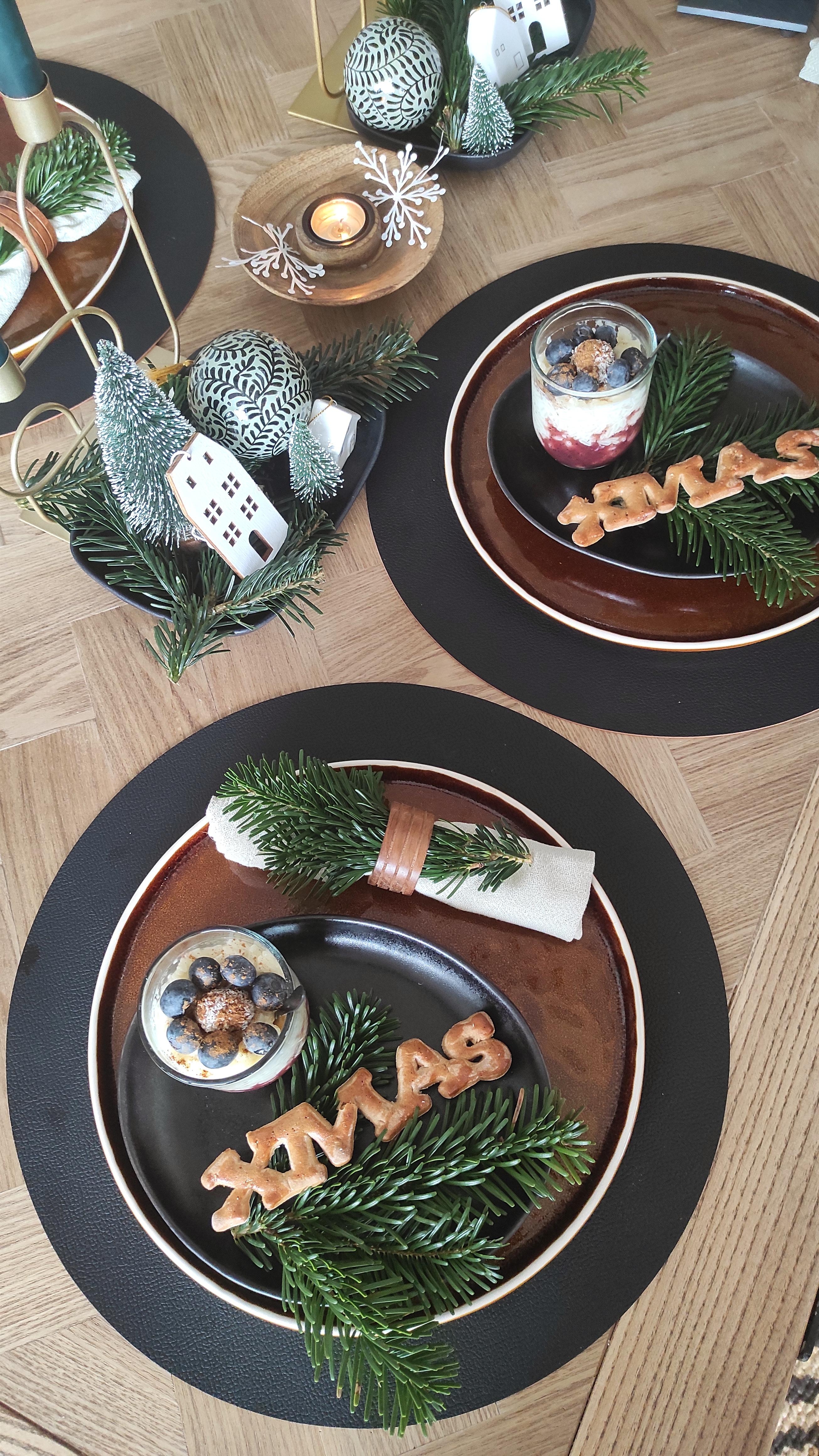 #xmas #froheweihnachten #decor #decoration #tischdeko #tabledecor #fresh #home #homedecor #nachspeise #food #essen #love