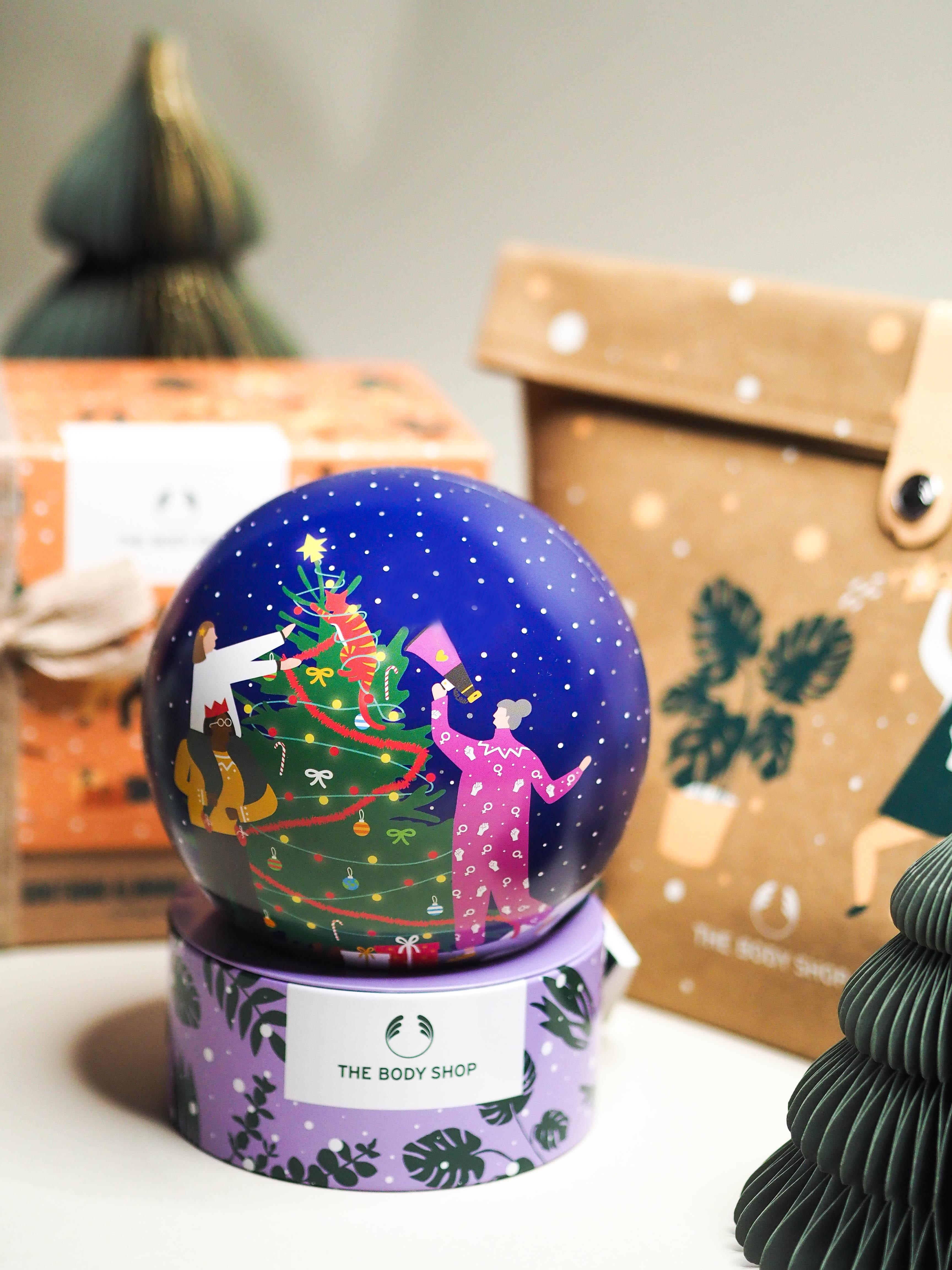 Xmas-Glow: Mit den festlichen Geschenk-Sets von #TheBodyShop an Weihnachten glänzen. #geschenkideen 