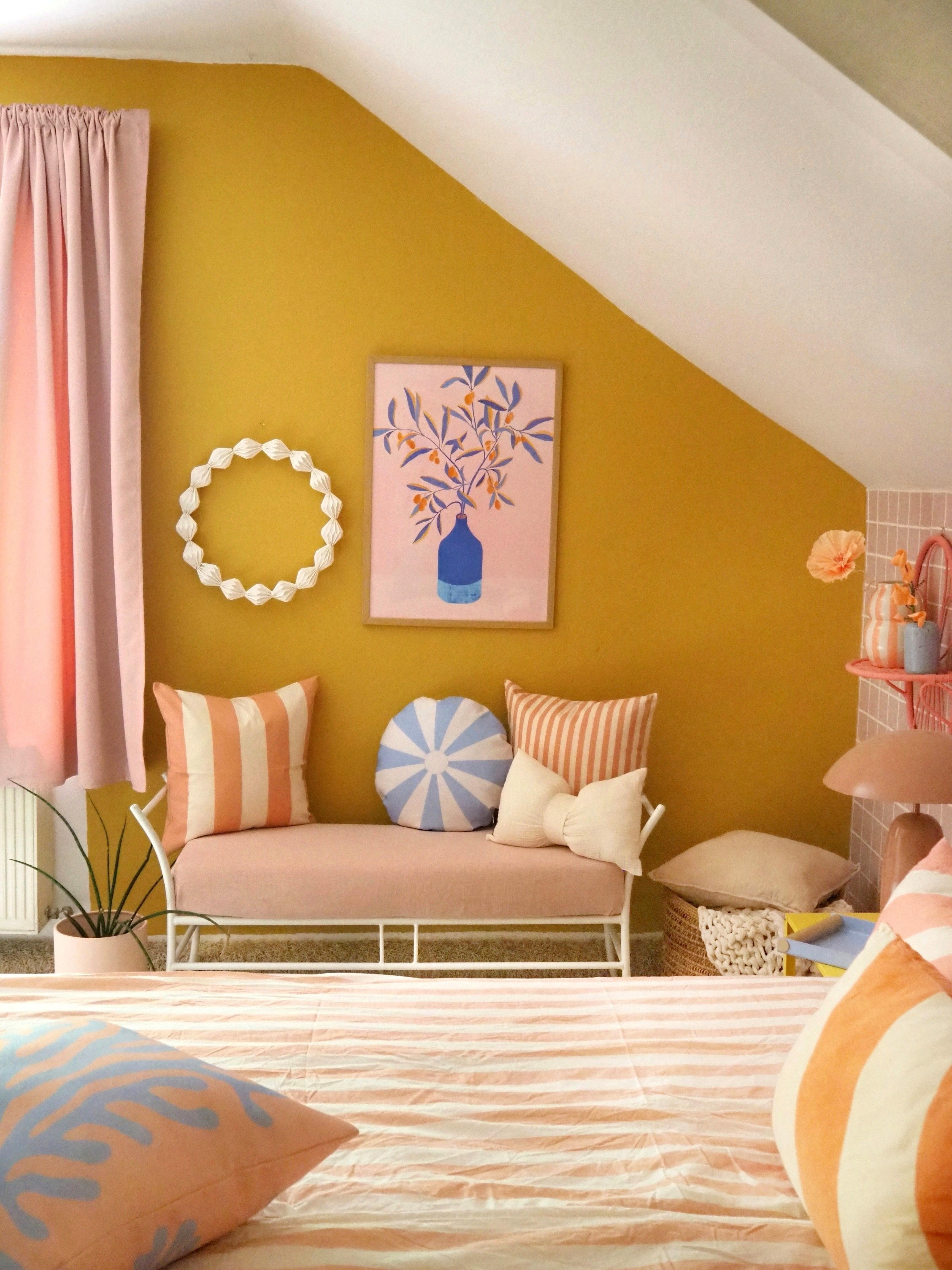 YELLOW #sunshine #goodvibes #gutelaunefarben #schönerwohnen #colourfulhome 