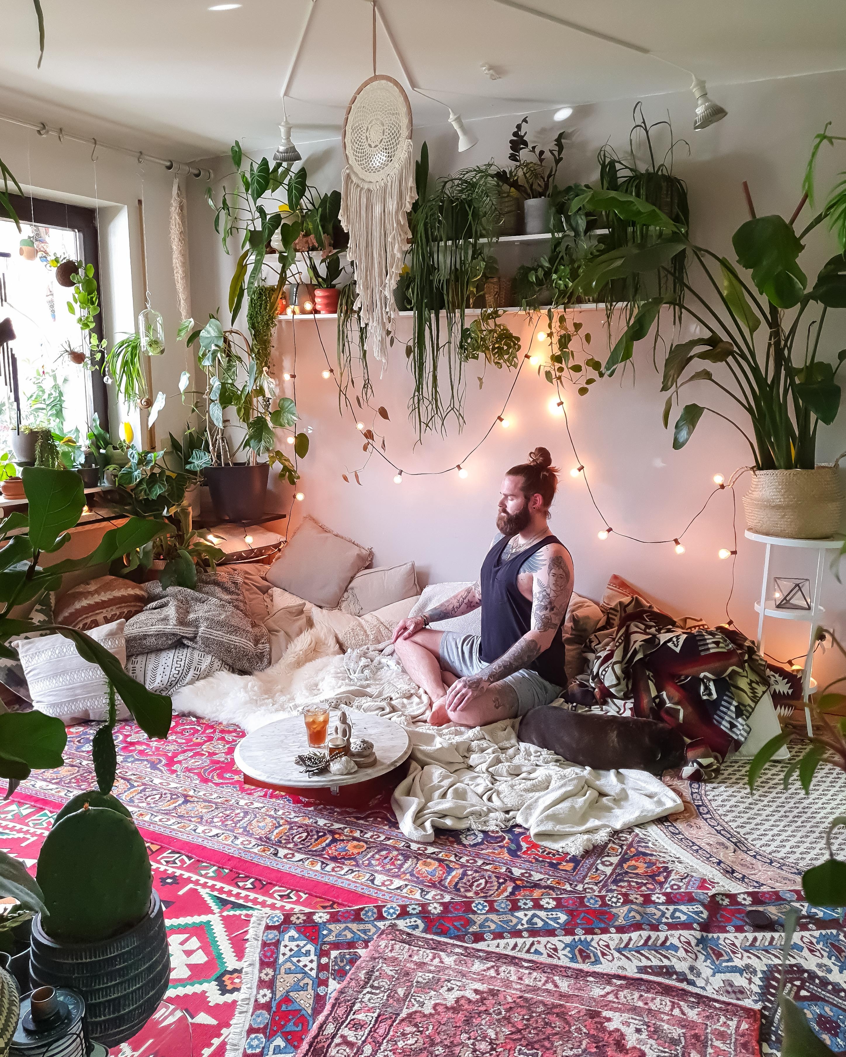 Zen #wohnzimmer #Pflanzen #boho #hippie #teppich #hygge #meditation